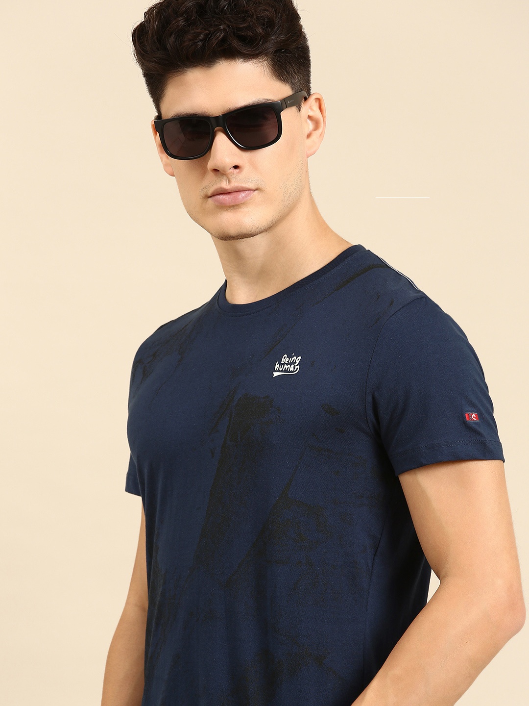 Being Human Men Abstract Print Round Neck Pure Cotton T-shirt With Brand Logo Print Detail, Navy blue
Being Human Men Abstract Print Round Neck Pure Cotton T-shirt With Brand Logo Print Detail, Navy blue