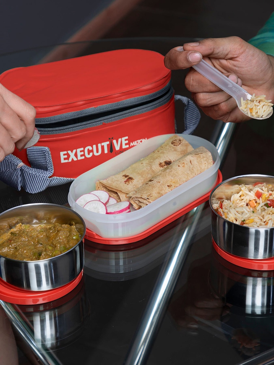 Milton Set of 3 Red Executive Lunch Insulated Tiffin Containers 280 ml, 280 ml, 500 ml
Milton Set of 3 Red Executive Lunch Insulated Tiffin Containers 280 ml, 280 ml, 500 ml