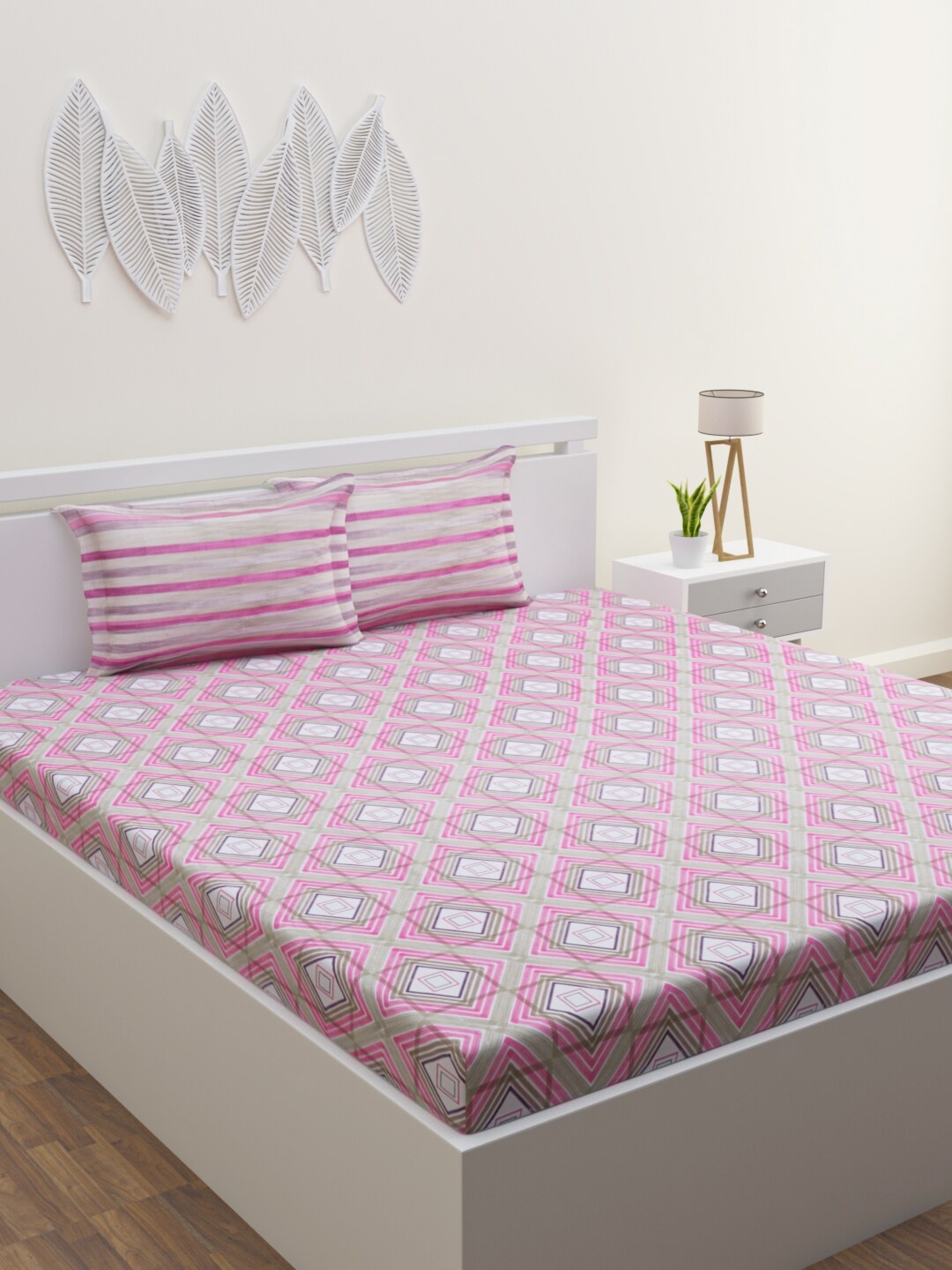 HOME AFFAIRS White & Lavender Geometric 144 TC Pure Cotton Queen Bedsheet &2 Pillow Covers
HOME AFFAIRS White & Lavender Geometric 144 TC Pure Cotton Queen Bedsheet &2 Pillow Covers