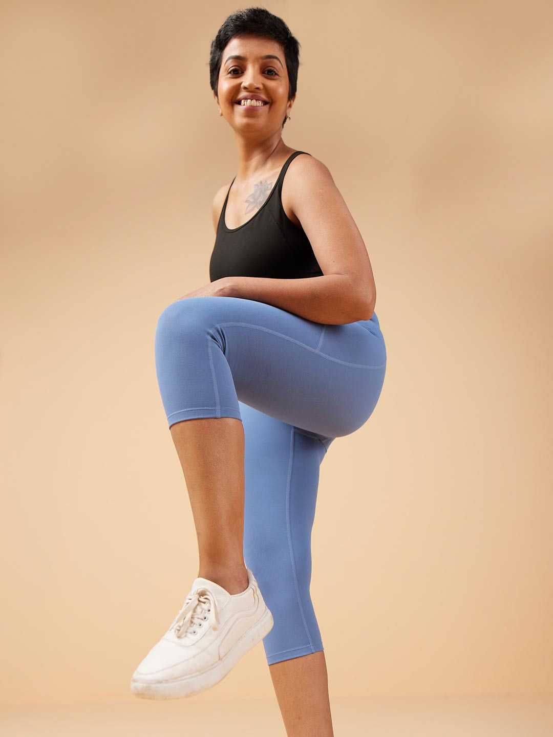 Blissclub Women CloudSoft Fabric High Waist The Ultimate Sports Capris Tights, Blue
Blissclub Women CloudSoft Fabric High Waist The Ultimate Sports Capris Tights, Blue