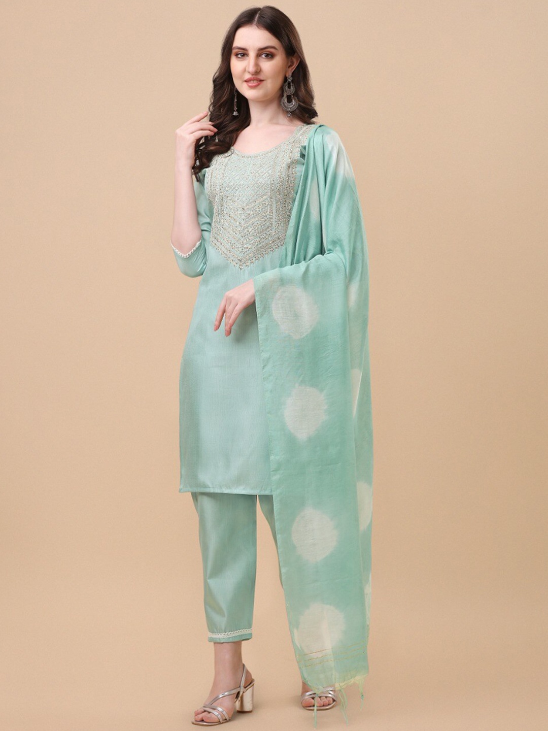 MORLY Women Turquoise Blue Floral Yoke Design Sequinned Kurta with Trousers & With Dupatta
MORLY Women Turquoise Blue Floral Yoke Design Sequinned Kurta with Trousers & With Dupatta