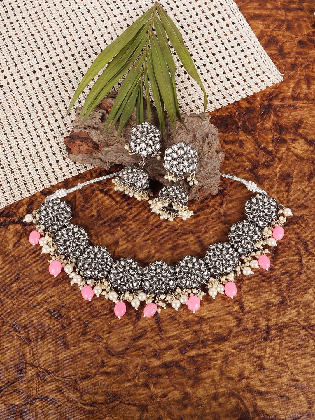 JEWELS GEHNA Women Pink & Silver Rhodium-Plated Stone Studded & Beaded Jewellery Set
JEWELS GEHNA Women Pink & Silver Rhodium-Plated Stone Studded & Beaded Jewellery Set