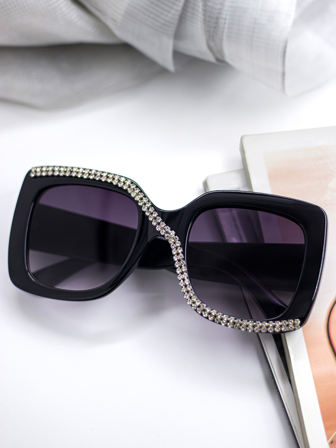 Bellofox Unisex Purple Lens & Black Oversized Sunglass BS2011-1122-Black