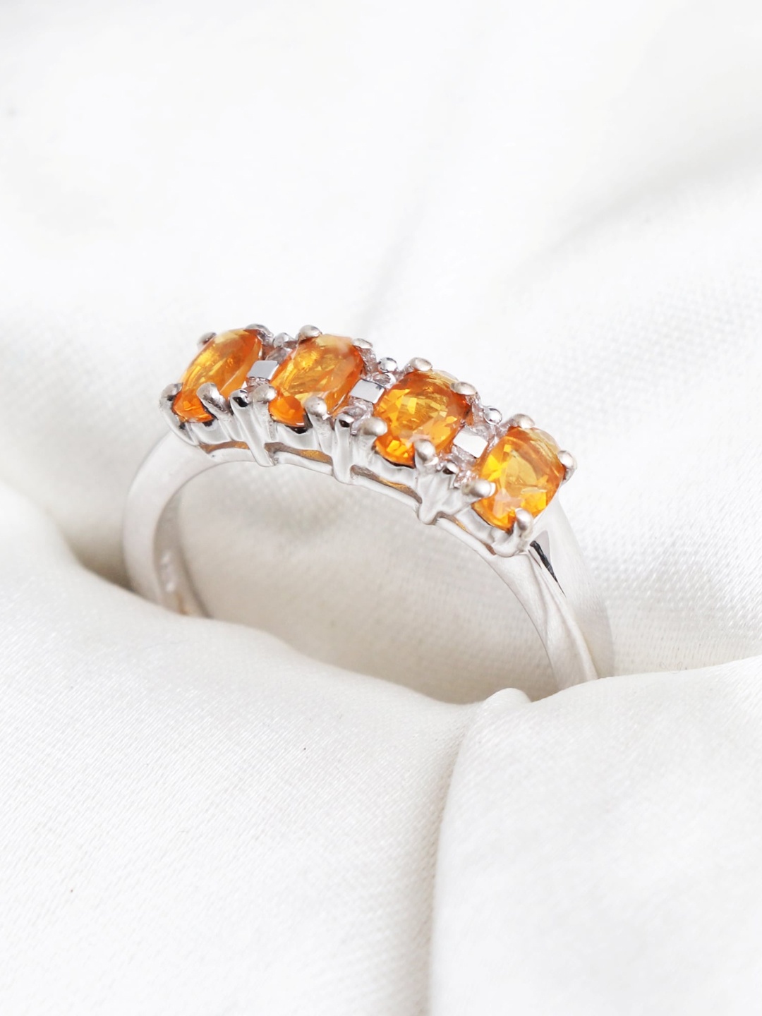 HIFLYER JEWELS Sterling Silver Rhodium-Plated Silver-Toned Orange & Yellow Stone-Studded Ring
HIFLYER JEWELS Sterling Silver Rhodium-Plated Silver-Toned Orange & Yellow Stone-Studded Ring