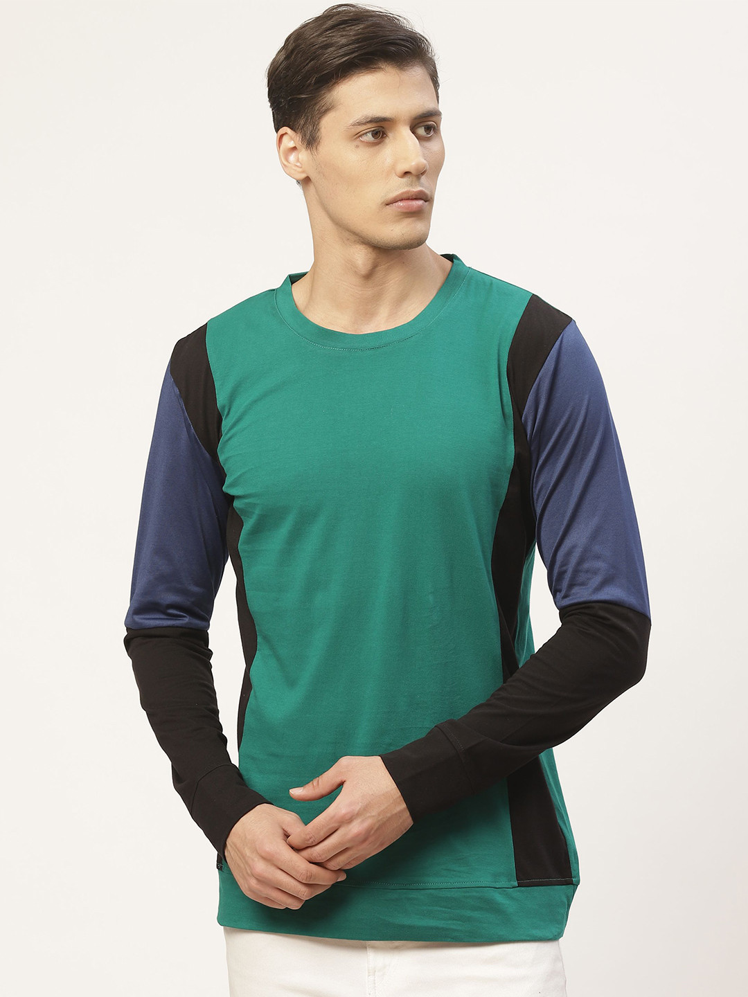 PAUSE SPORT Men Green & Blue Colourblocked Cotton T-shirt 
PAUSE SPORT Men Green & Blue Colourblocked Cotton T-shirt