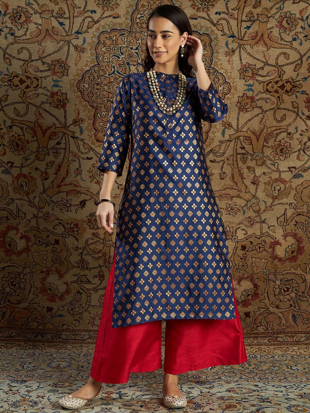 Shae by SASSAFRAS Mandarin Collar Ethnic Motifs Printed Indie Prints Jacquard Kurta, Navy blue
Shae by SASSAFRAS Mandarin Collar Ethnic Motifs Printed Indie Prints Jacquard Kurta, Navy blue
