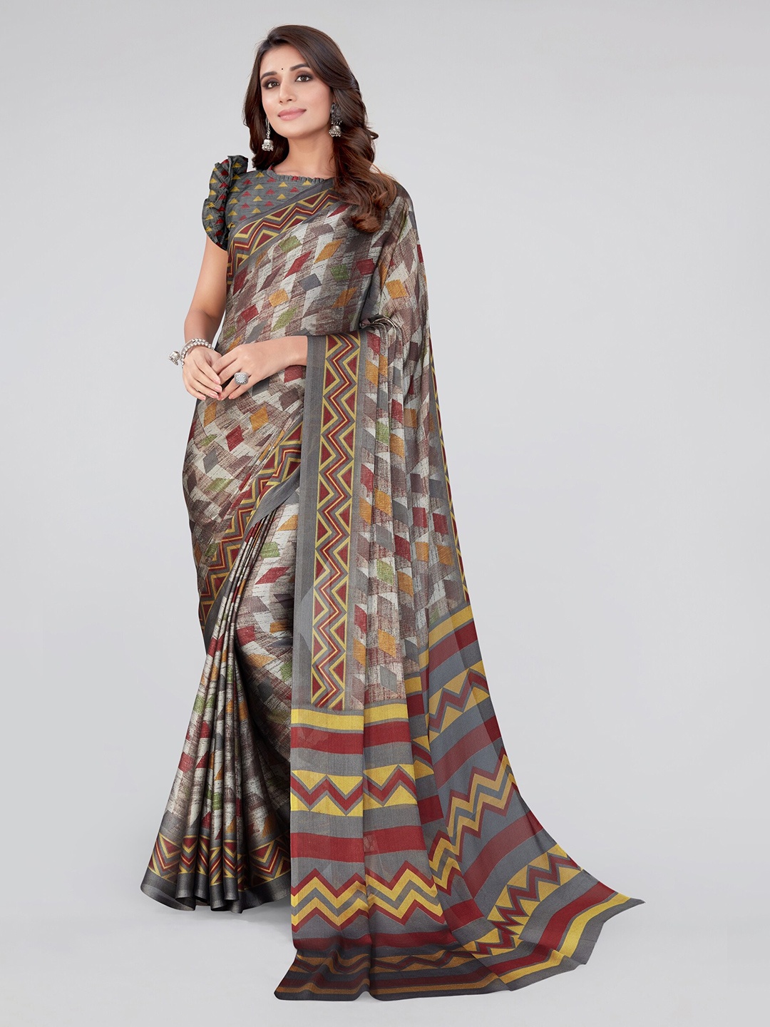 MIRCHI FASHION Beige & Grey Geometric Printed Saree