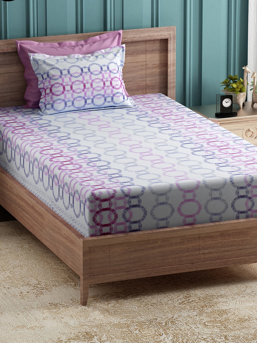 Story@home Pink & White Geometric 144 TC 2 Cotton Single Bedsheet with 2 Pillow Covers
Story@home Pink & White Geometric 144 TC 2 Cotton Single Bedsheet with 2 Pillow Covers
