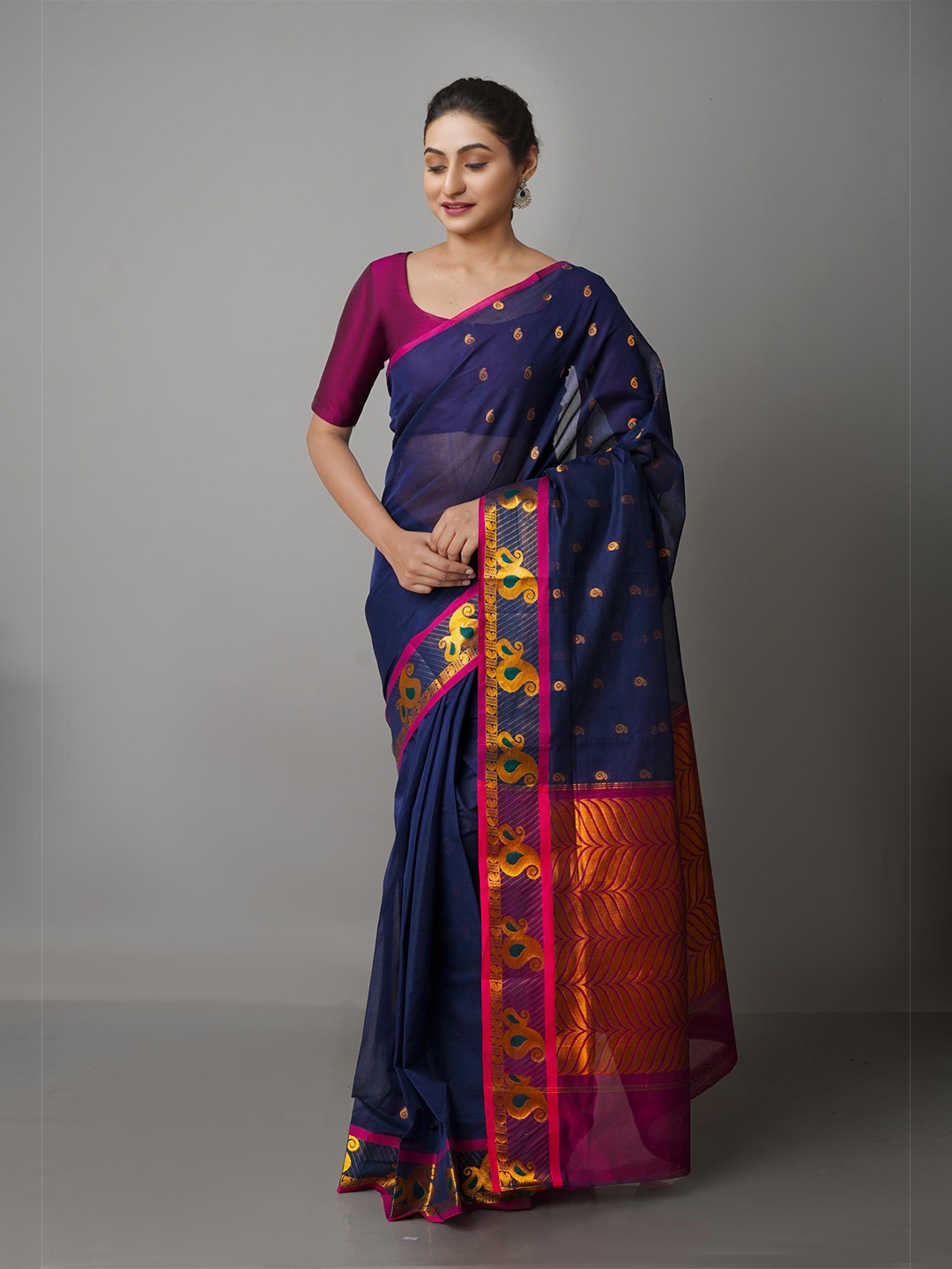 Unnati Silks Navy Blue & Purple Woven Design Zari Pure Cotton Handloom Gadwal Saree
Unnati Silks Navy Blue & Purple Woven Design Zari Pure Cotton Handloom Gadwal Saree