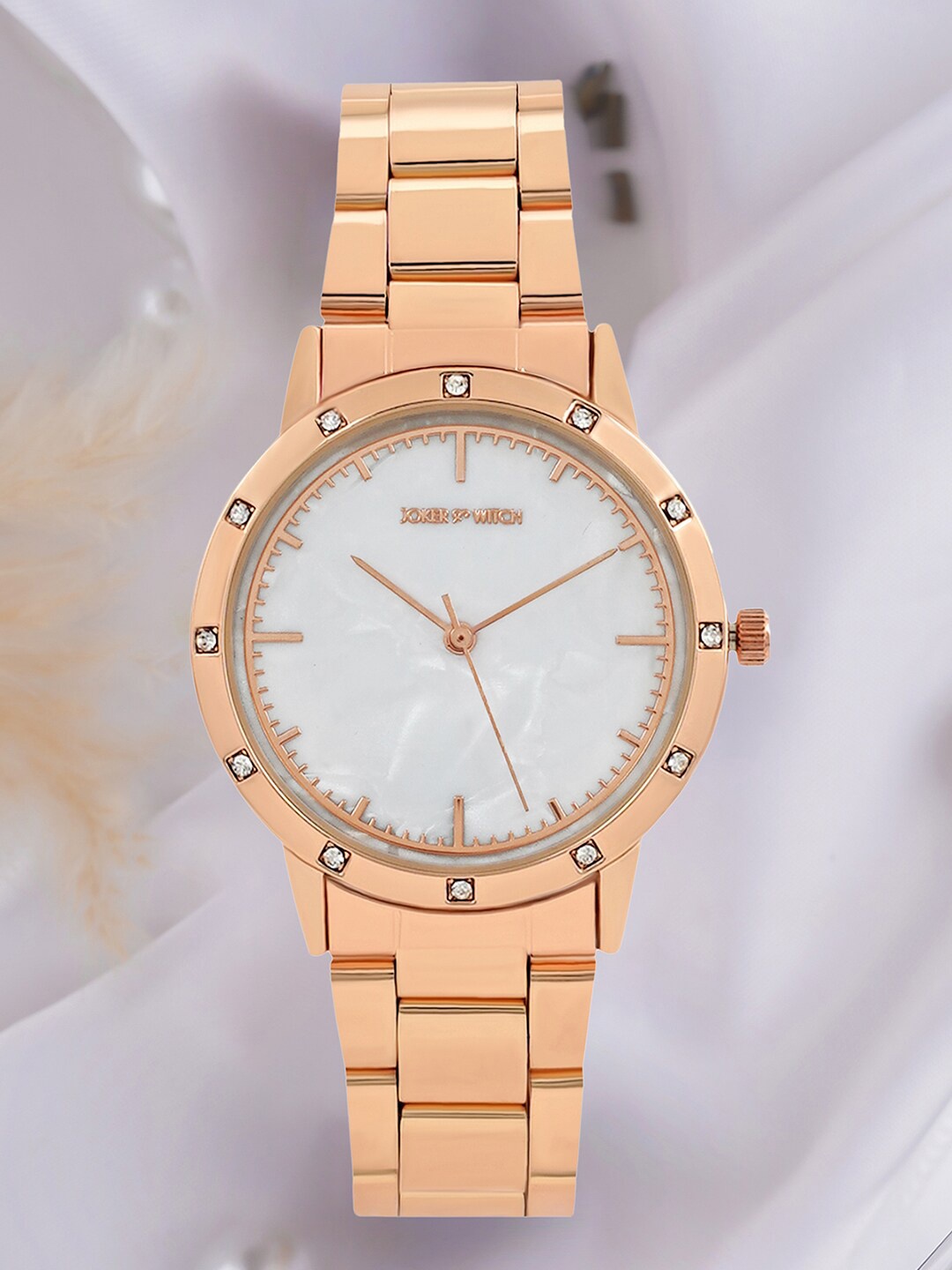 JOKER & WITCH Women White Dial & Rose Gold Toned Stainless Steel Bracelet Style Straps Analogue Watch
JOKER & WITCH Women White Dial & Rose Gold Toned Stainless Steel Bracelet Style Straps Analogue Watch