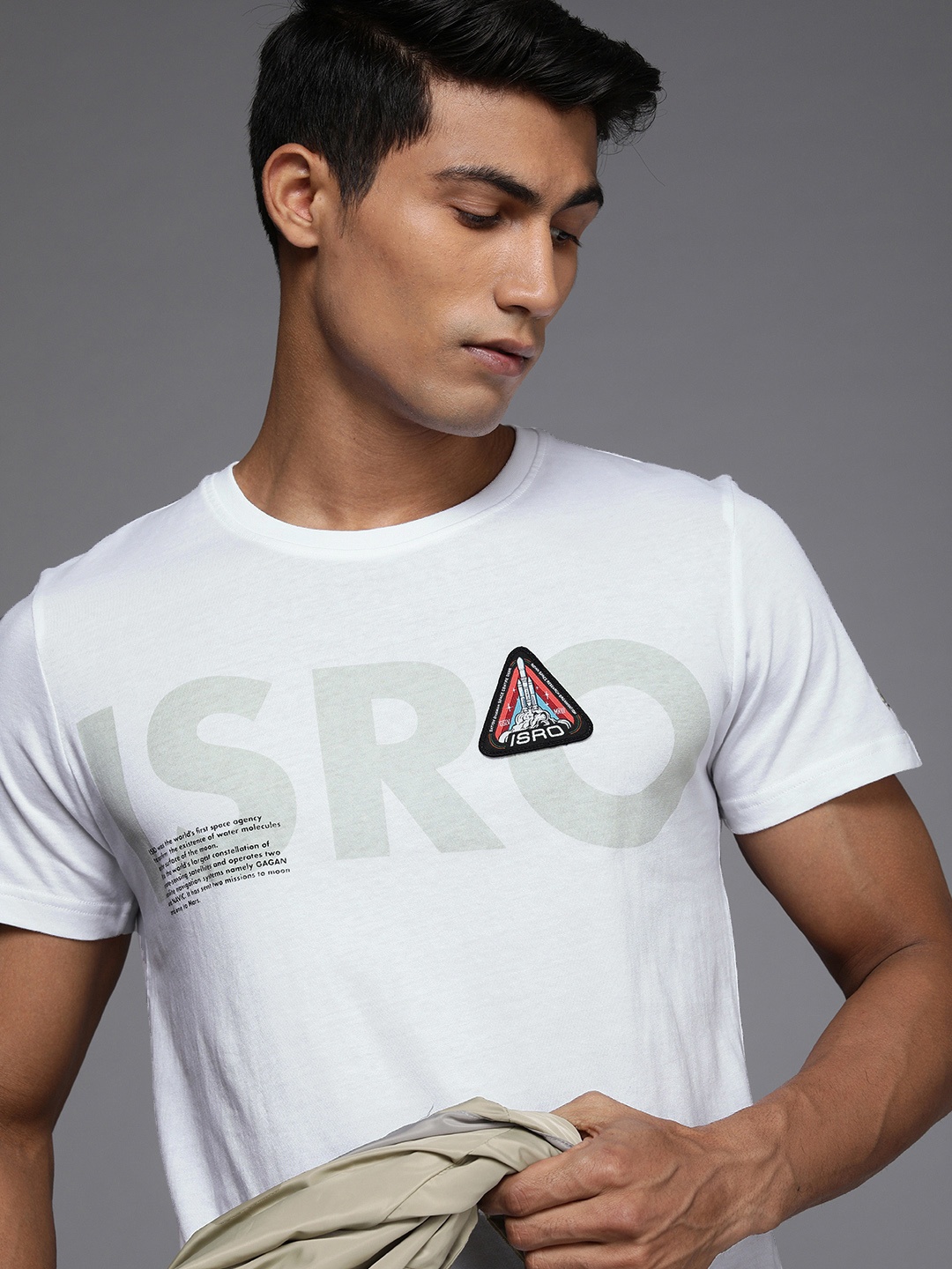 WRONG X ISRO by A47 Men White & Green Typography Printed Pure Cotton T-shirt with Applique
WRONG X ISRO by A47 Men White & Green Typography Printed Pure Cotton T-shirt with Applique