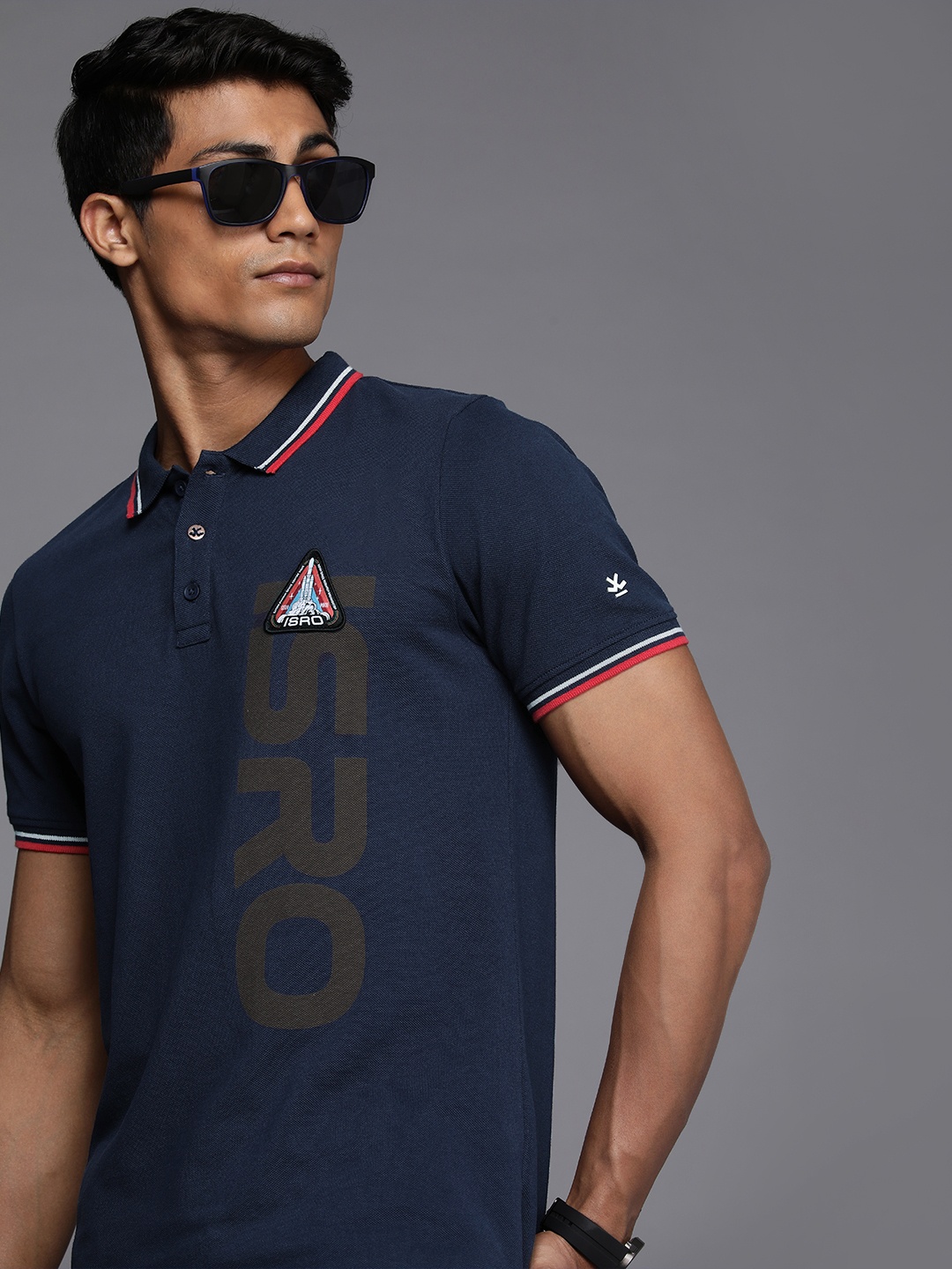 WRONG X ISRO by A47 Men Navy Blue Typography Printed Polo Collar Pure Cotton Slim Fit T-shirt
WRONG X ISRO by A47 Men Navy Blue Typography Printed Polo Collar Pure Cotton Slim Fit T-shirt
