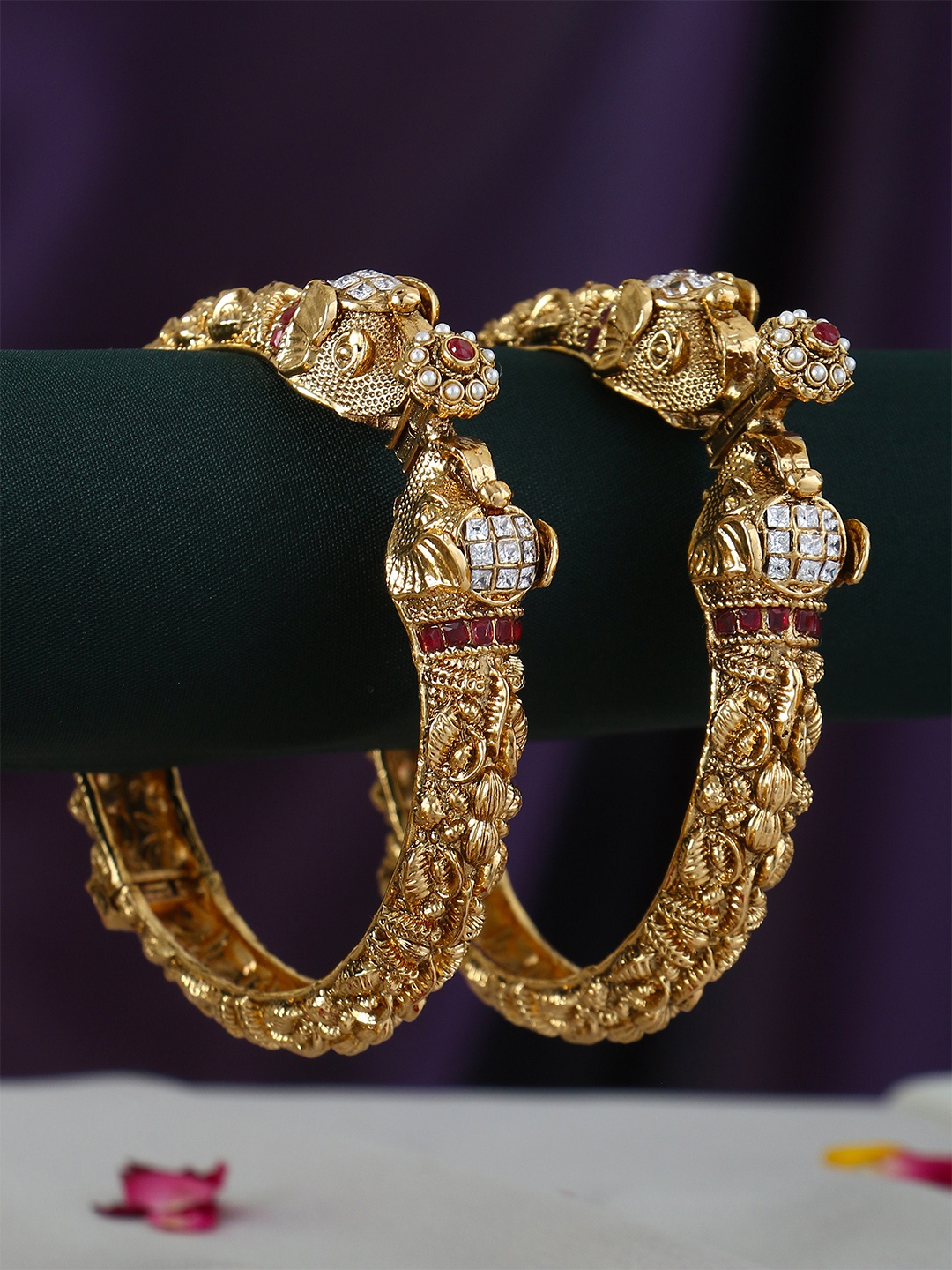 Adwitiya Collection Set Of 2 Gold-Plated White & Pink Stone-Studded Pearl Beaded Bangles
Adwitiya Collection Set Of 2 Gold-Plated White & Pink Stone-Studded Pearl Beaded Bangles