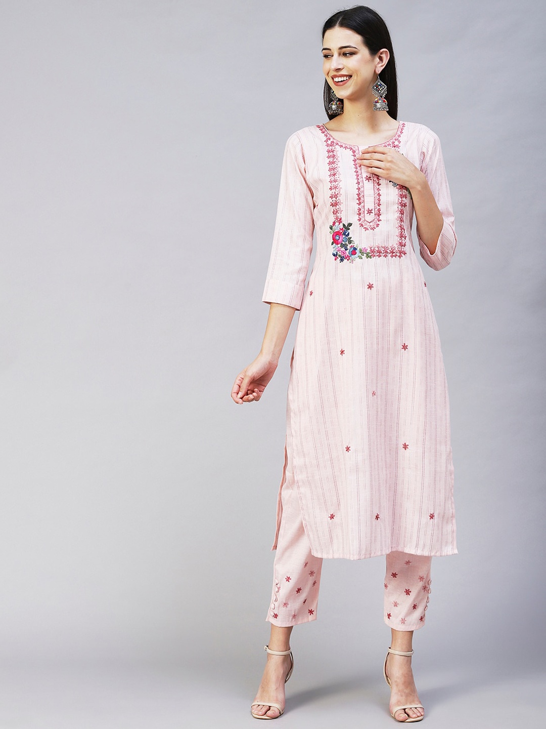 FASHOR Women Pink Floral Embroidered Sequinned Kurta with Trousers