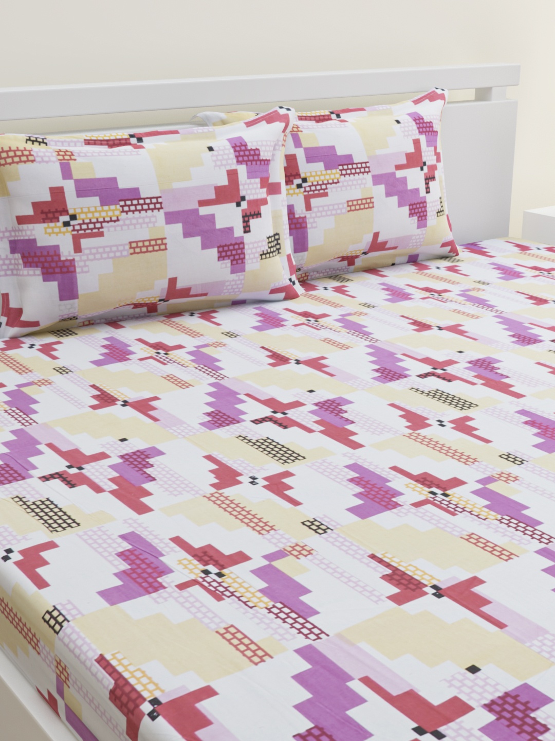 HOME AFFAIRS White & Pink Geometric Pure Cotton 144 TC Queen Bedsheet with 2 Pillow Covers
HOME AFFAIRS White & Pink Geometric Pure Cotton 144 TC Queen Bedsheet with 2 Pillow Covers