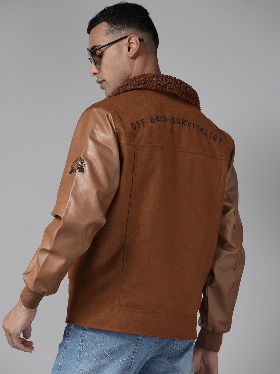 The Roadster Lifestyle Co. Men Faux Leather Trim Pocket Detailed Tailored Jacket, Tan
The Roadster Lifestyle Co. Men Faux Leather Trim Pocket Detailed Tailored Jacket, Tan