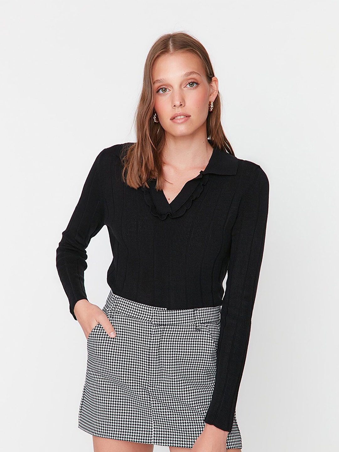 Trendyol Women Black Ribbed Pullover