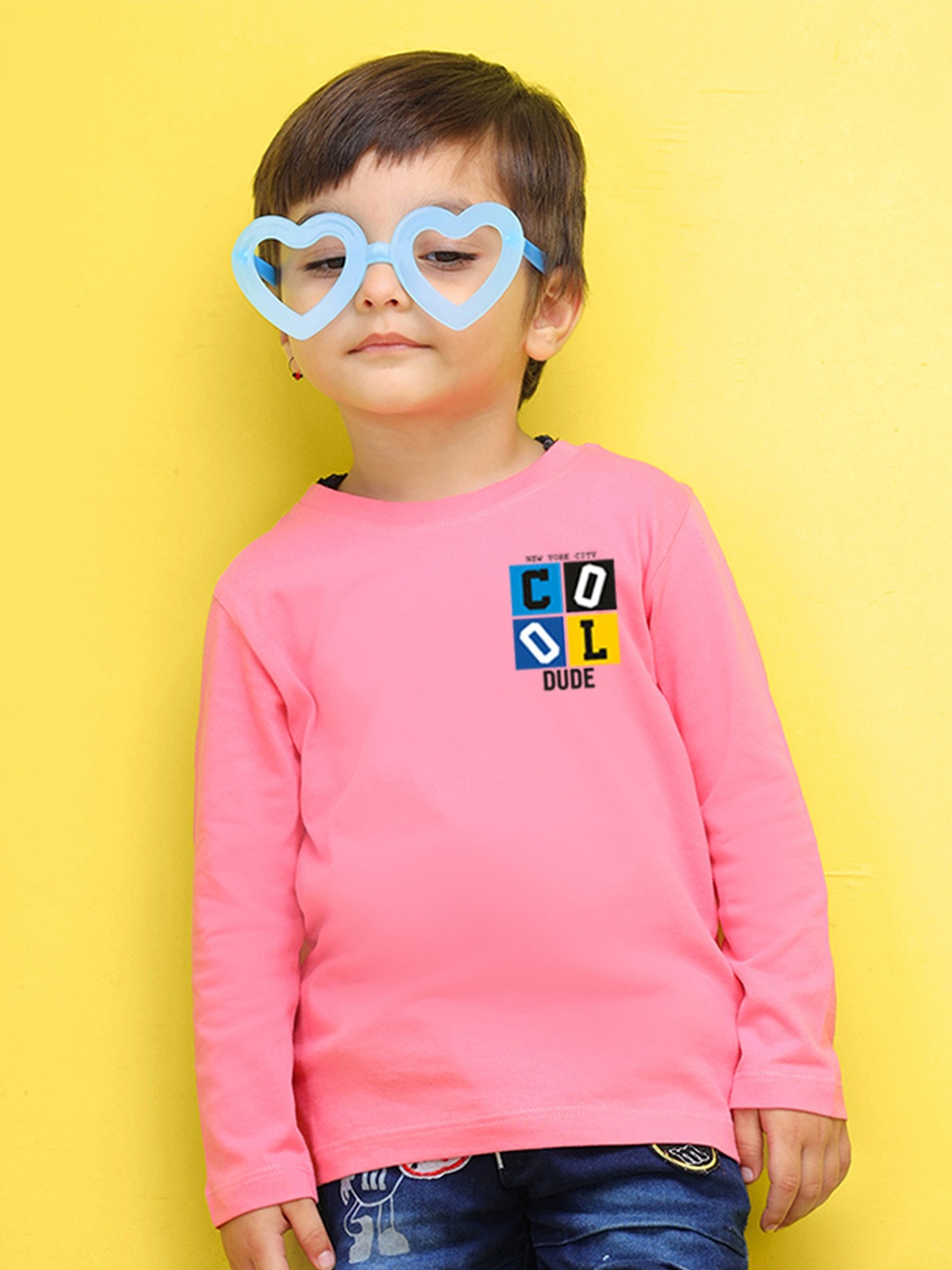 NUSYL Kids Peach-Coloured Printed V-Neck Extended Sleeves Pure Cotton Applique T-shirt
NUSYL Kids Peach-Coloured Printed V-Neck Extended Sleeves Pure Cotton Applique T-shirt