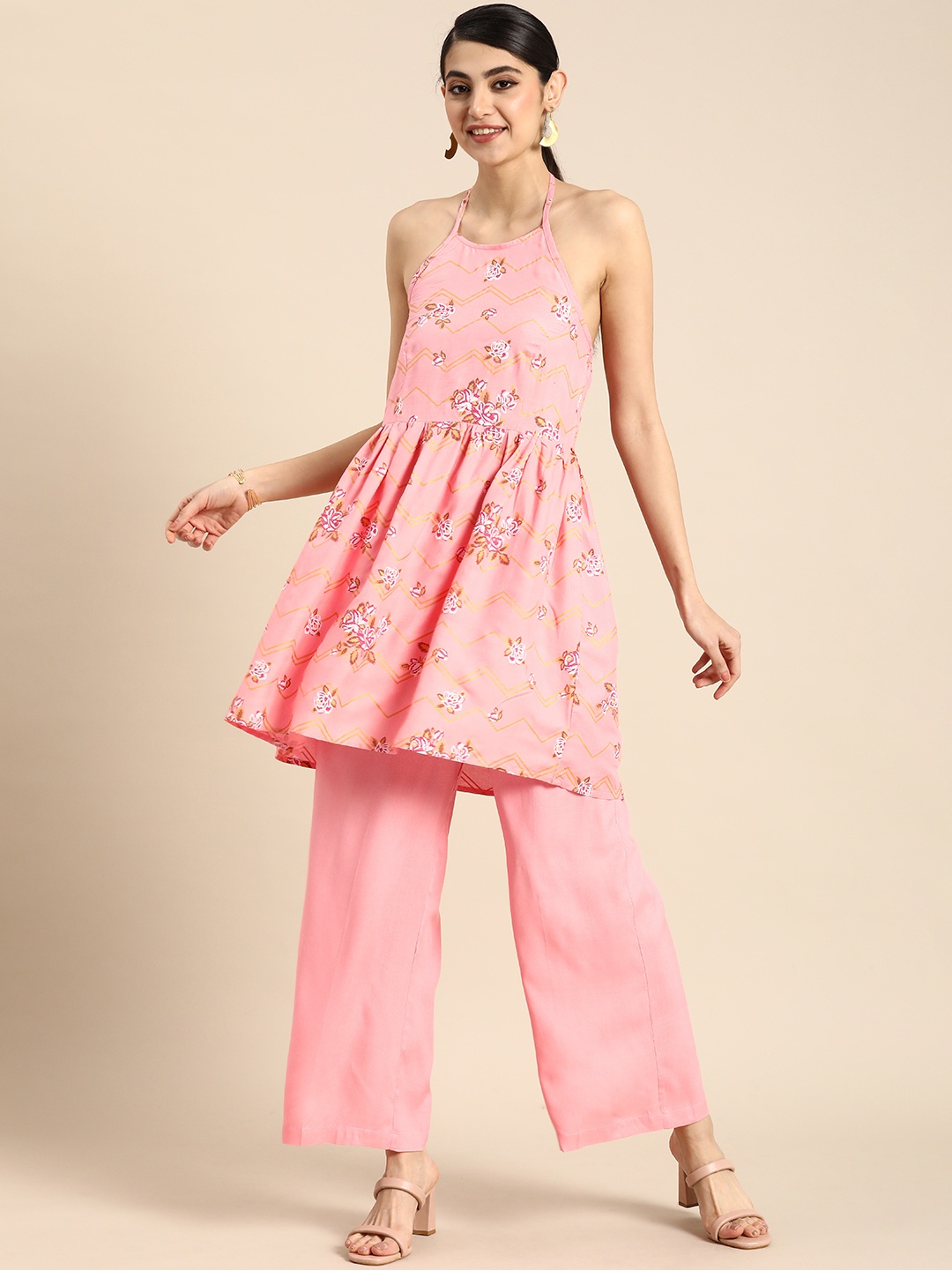 Anouk Women Halter Neck Chevron Floral Printed Pleated A-Line Kurta with Palazzos, Pink
Anouk Women Halter Neck Chevron Floral Printed Pleated A-Line Kurta with Palazzos, Pink
