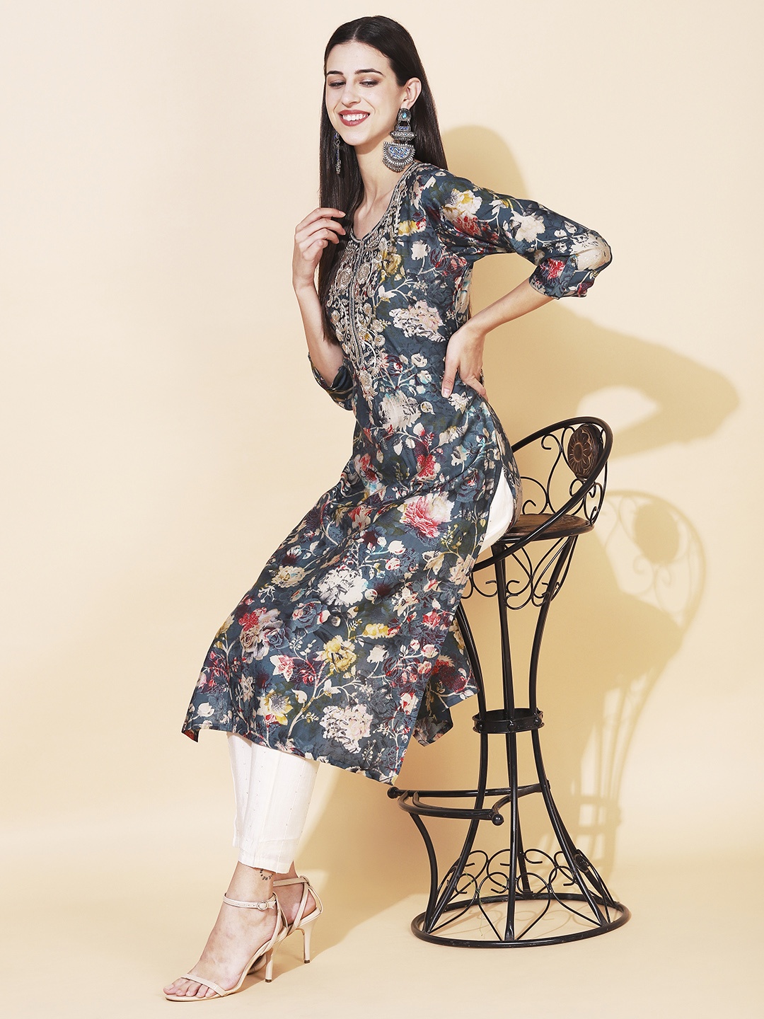 FASHOR Women Green Floral Embroidered Thread Work Kurta