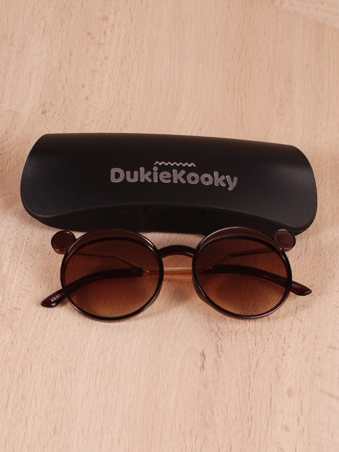 DukieKooky Kids Brown Lens & Brown Round Sunglasses with UV Protected Lens DKSG361D
DukieKooky Kids Brown Lens & Brown Round Sunglasses with UV Protected Lens DKSG361D