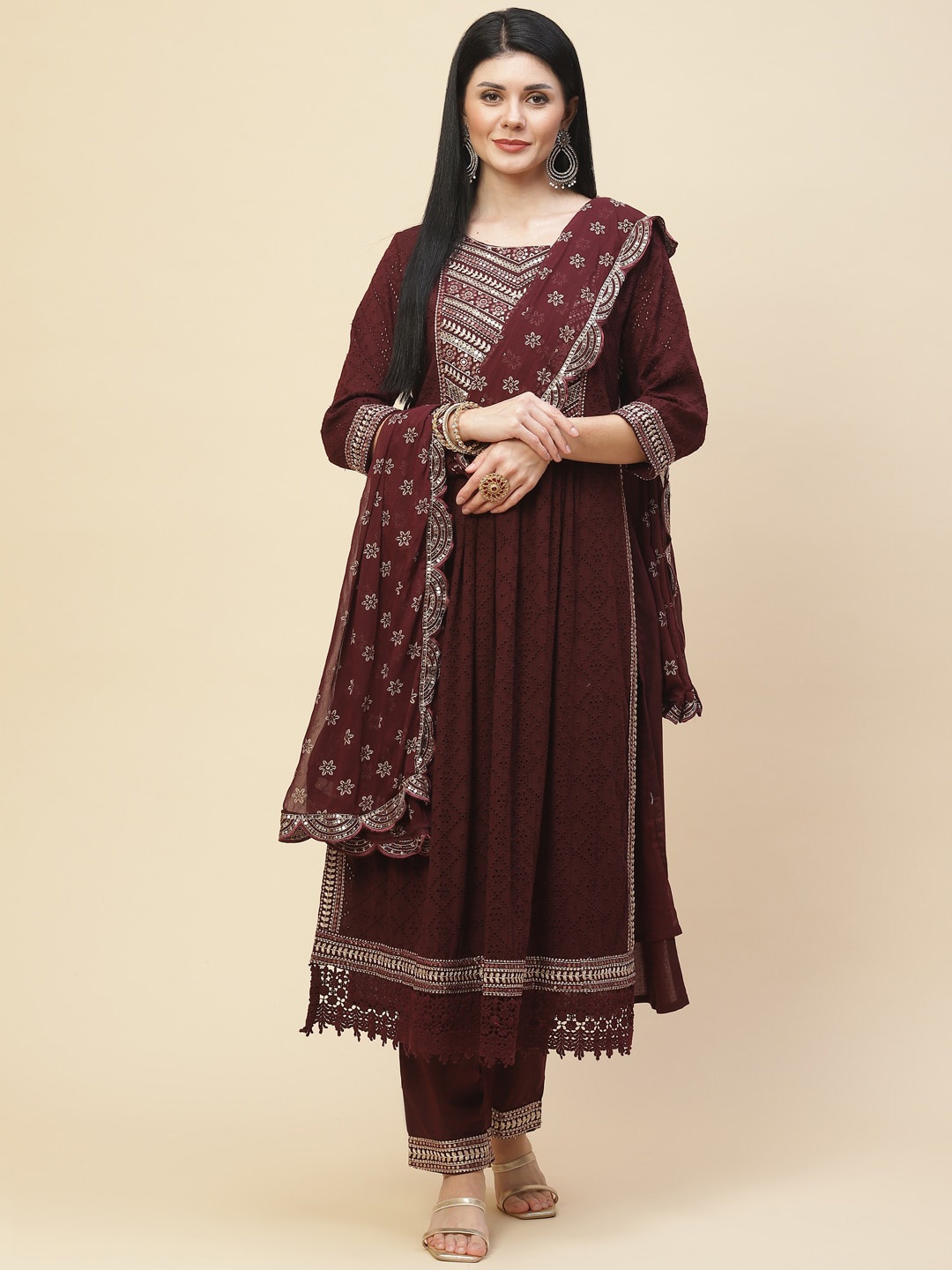 Meena Bazaar Women Burgundy Ethnic Motifs Embroidered Thread Work Kurta with Trousers & With Dupatta
Meena Bazaar Women Burgundy Ethnic Motifs Embroidered Thread Work Kurta with Trousers & With Dupatta