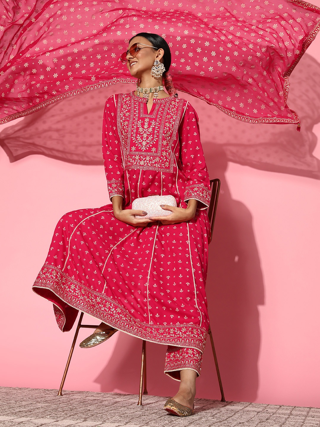ZOLA Women Pink Ethnic Motifs Printed Thread Work Kurta with Trousers & With Dupatta
ZOLA Women Pink Ethnic Motifs Printed Thread Work Kurta with Trousers & With Dupatta
