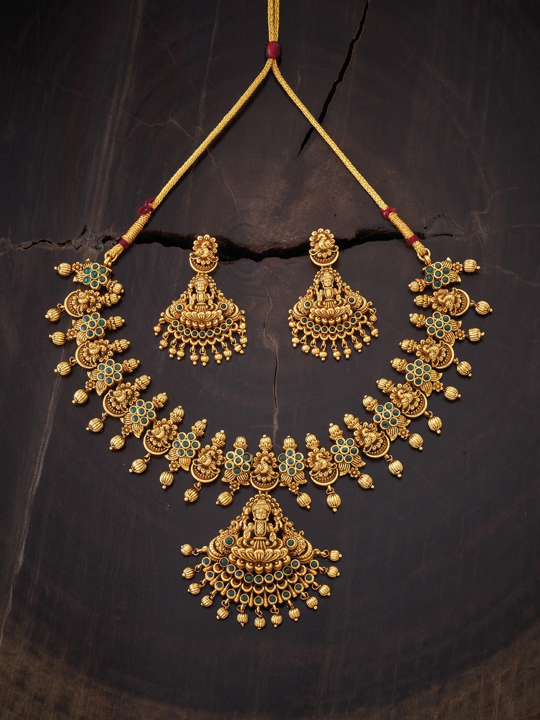 Kushal's Fashion Jewellery Gold-Plated Green Stone Studded & Beaded Jewellery Set
Kushal's Fashion Jewellery Gold-Plated Green Stone Studded & Beaded Jewellery Set