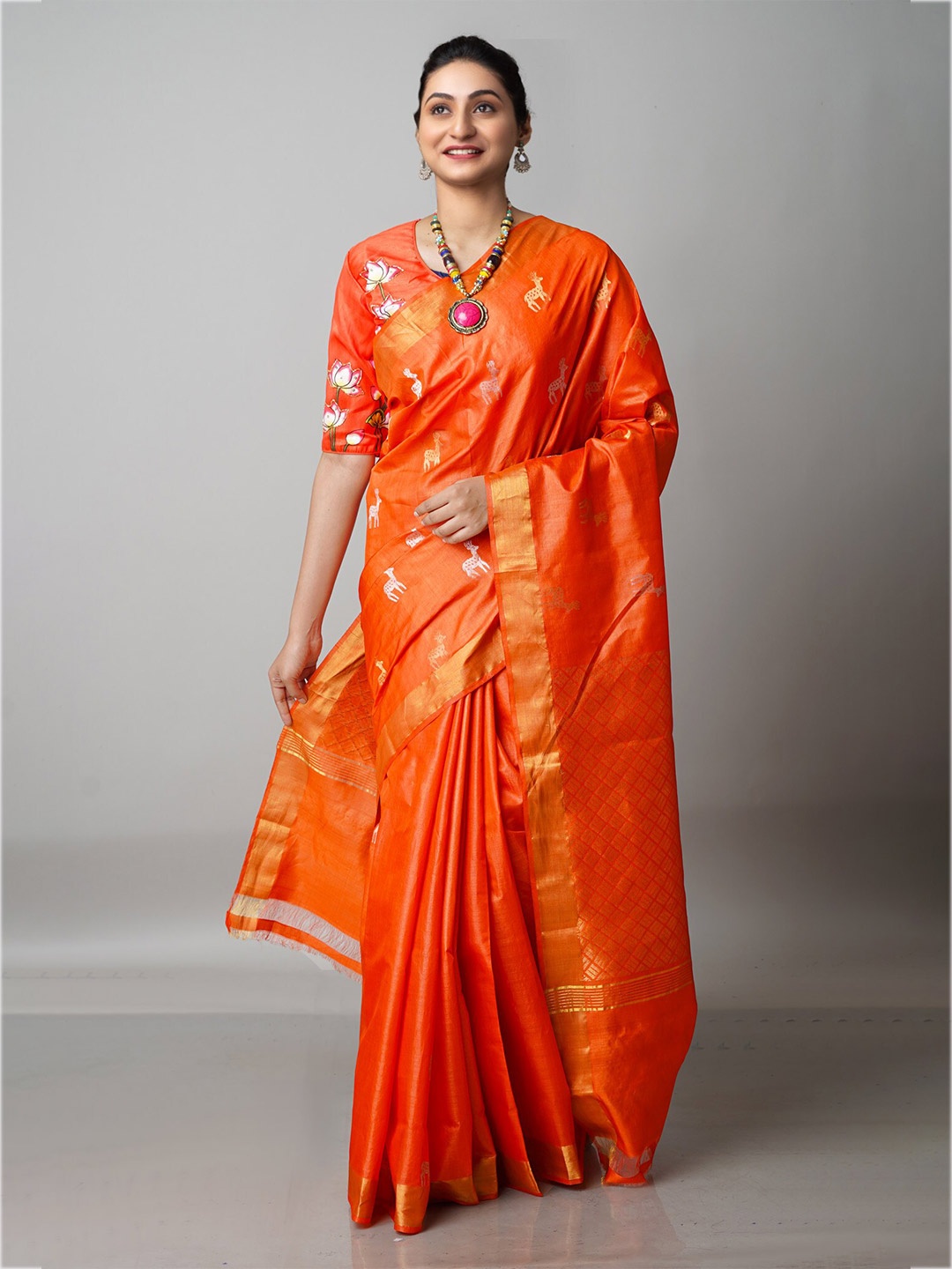 Unnati Silks Orange & Gold-Toned Woven Design Handloom Pure Silk Tussar Zari Saree
Unnati Silks Orange & Gold-Toned Woven Design Handloom Pure Silk Tussar Zari Saree