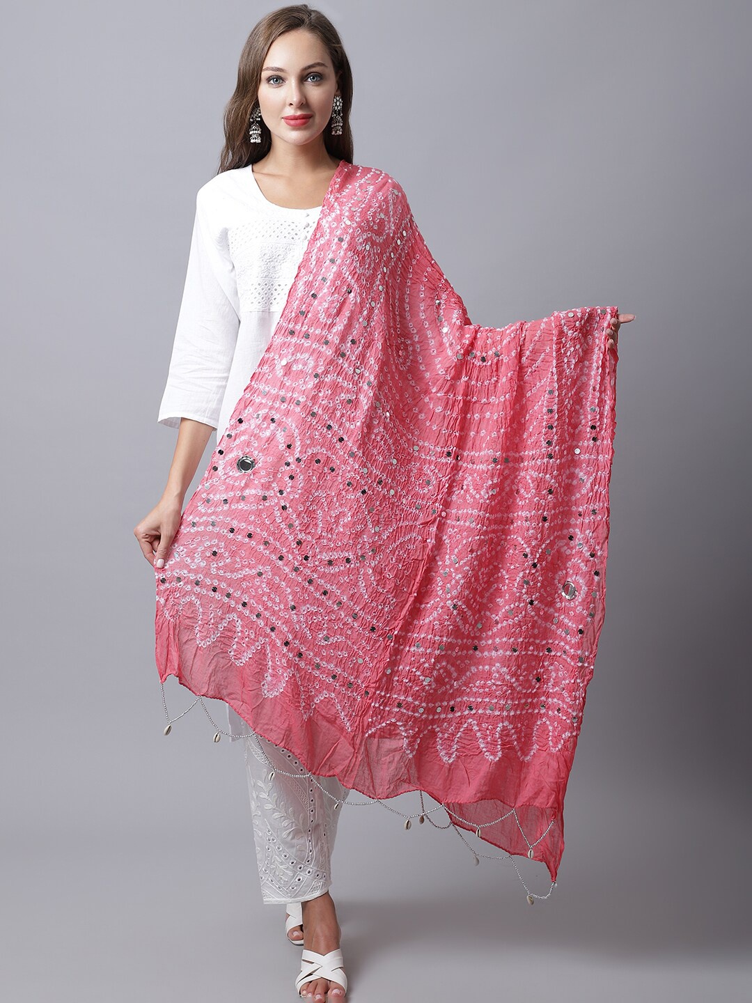 SOUNDARYA Women Pink & White Printed Pure Cotton Bandhani Dupatta with Mirror Work
SOUNDARYA Women Pink & White Printed Pure Cotton Bandhani Dupatta with Mirror Work