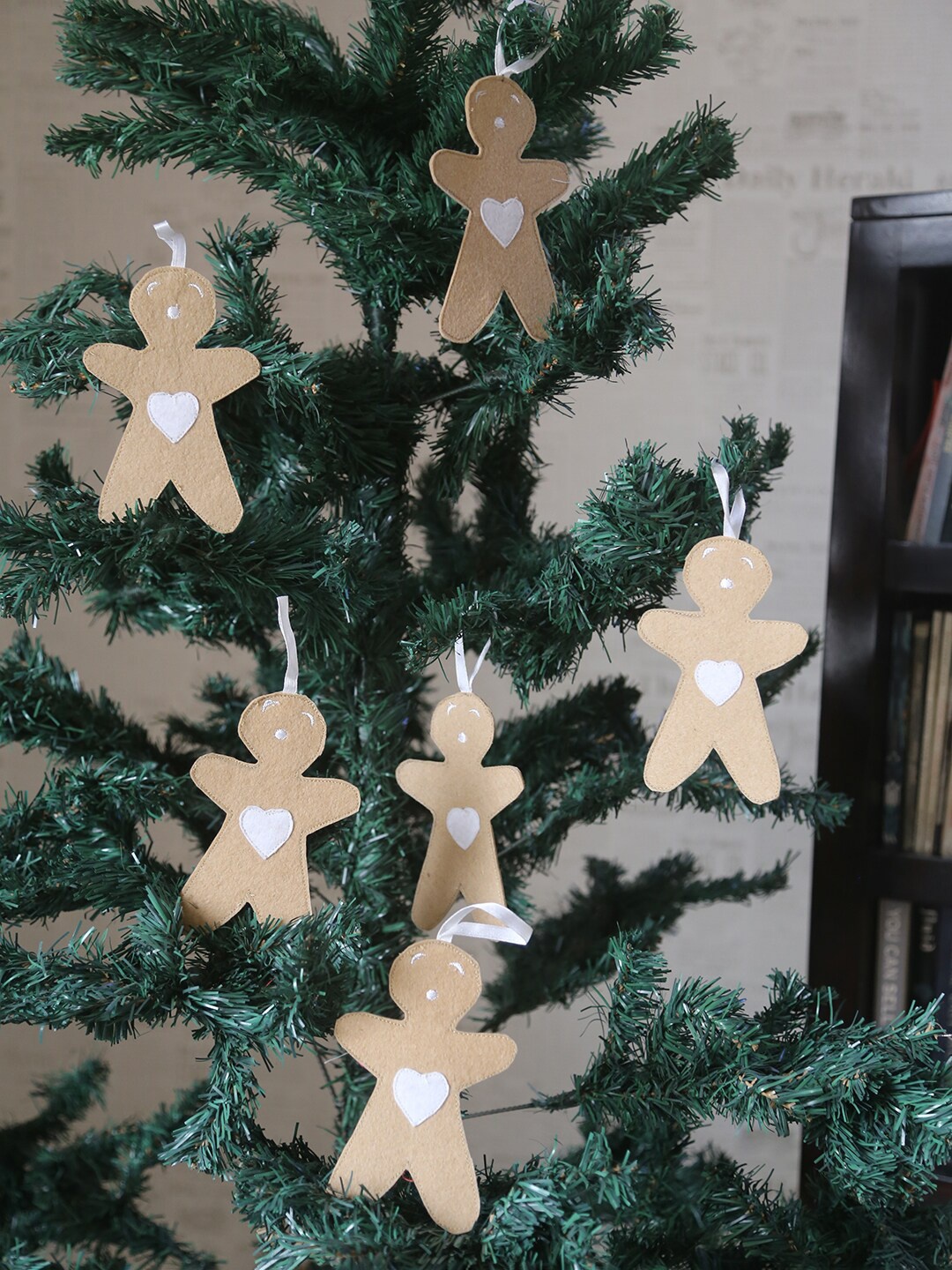 My Gift Booth Set Of 6 Beige Colored Solid Gingerbread Man Christmas Tree Hangings Festive Decor
My Gift Booth Set Of 6 Beige Colored Solid Gingerbread Man Christmas Tree Hangings Festive Decor