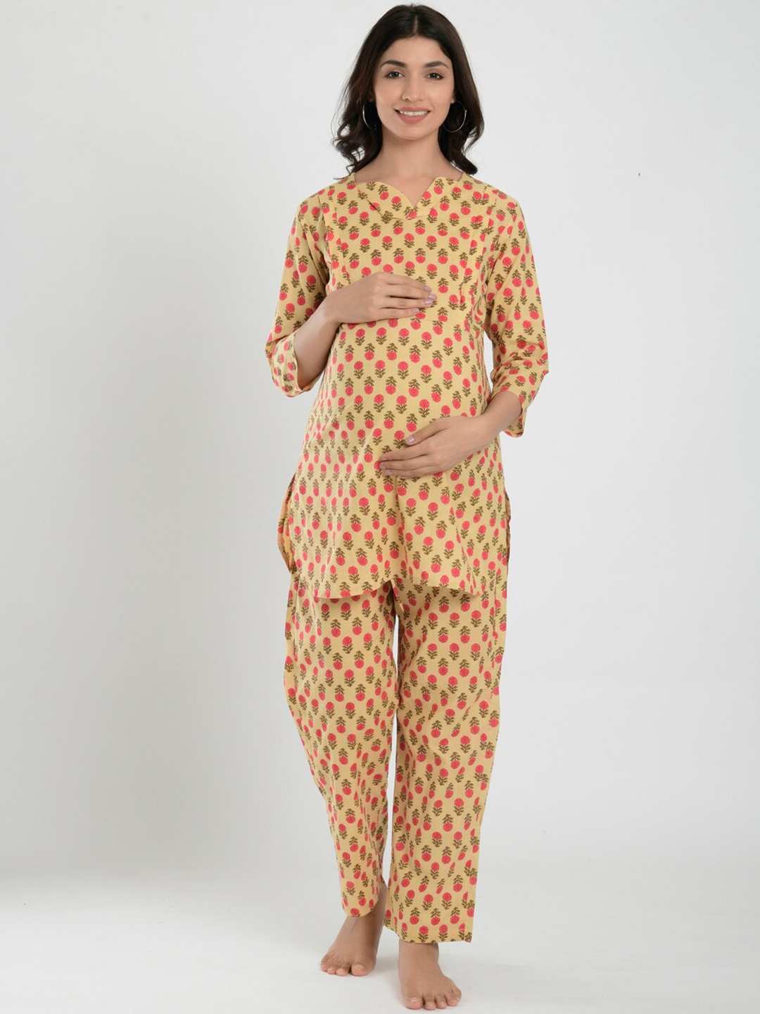 CRAFIQA Women Cream-Coloured Floral Printed Pure Cotton Maternity & Nursing Kurta with Pant
CRAFIQA Women Cream-Coloured Floral Printed Pure Cotton Maternity & Nursing Kurta with Pant