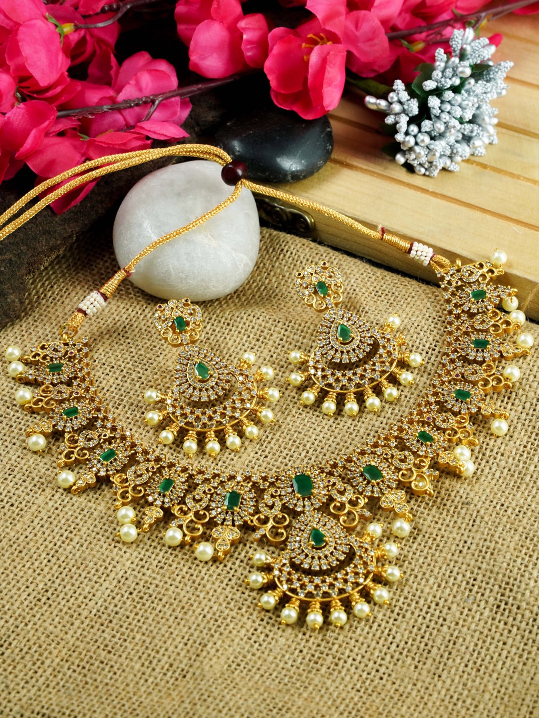 GRIIHAM Sayara Collection Green & White Gold Plated & CZ Stones Studded Jewellery Set
GRIIHAM Sayara Collection Green & White Gold Plated & CZ Stones Studded Jewellery Set