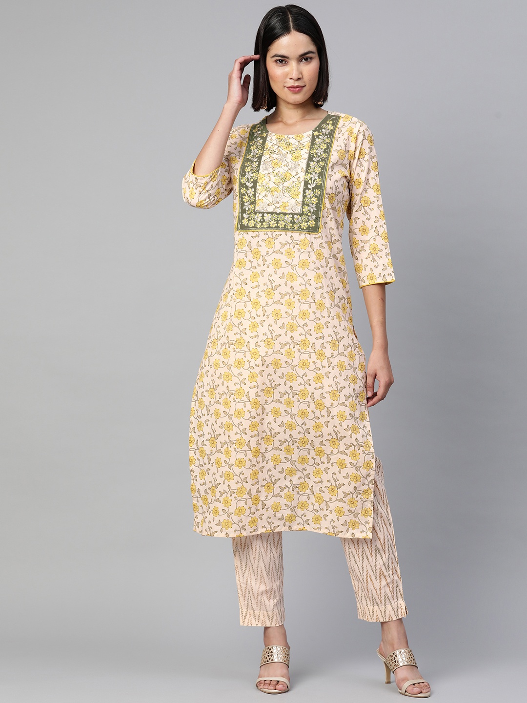 Readiprint Fashions Women Cream-Coloured Floral Embroidered Pure Cotton Kurta with Trousers
Readiprint Fashions Women Cream-Coloured Floral Embroidered Pure Cotton Kurta with Trousers