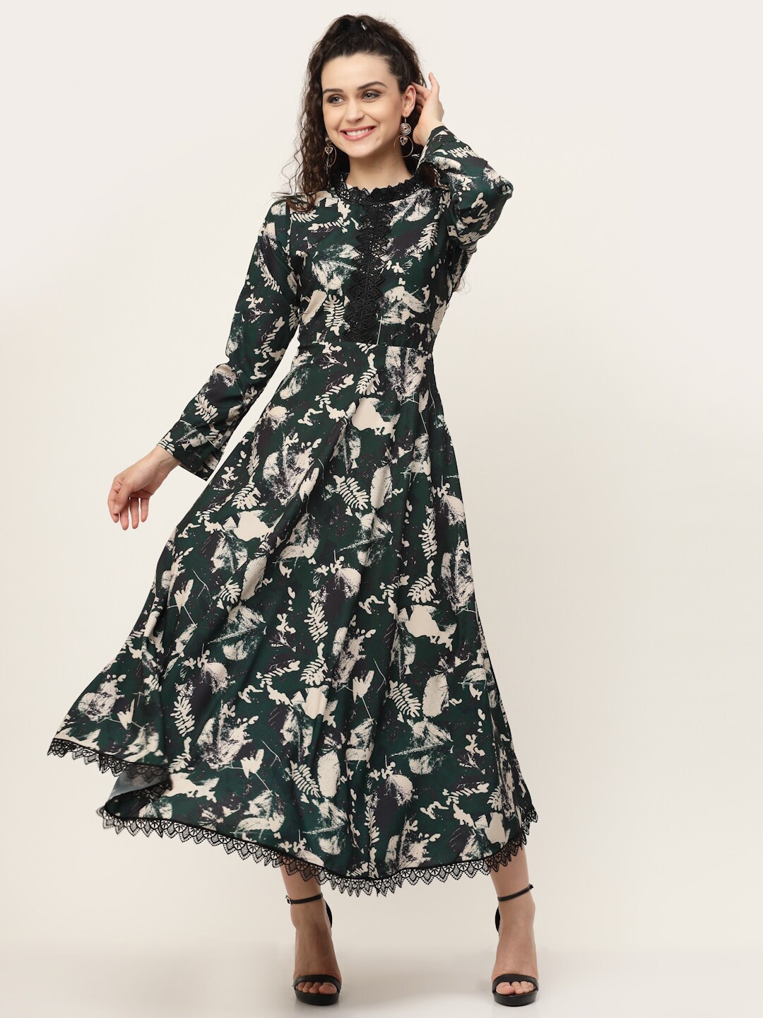 MISS AYSE Women Green & Black Floral Crepe Maxi Maxi Dress