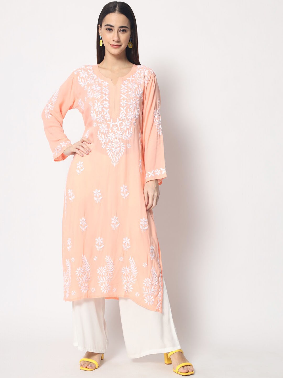 PARAMOUNT CHIKAN Women Peach-Coloured Ethnic Motifs Embroidered Chikankari Floral Kurta
PARAMOUNT CHIKAN Women Peach-Coloured Ethnic Motifs Embroidered Chikankari Floral Kurta
