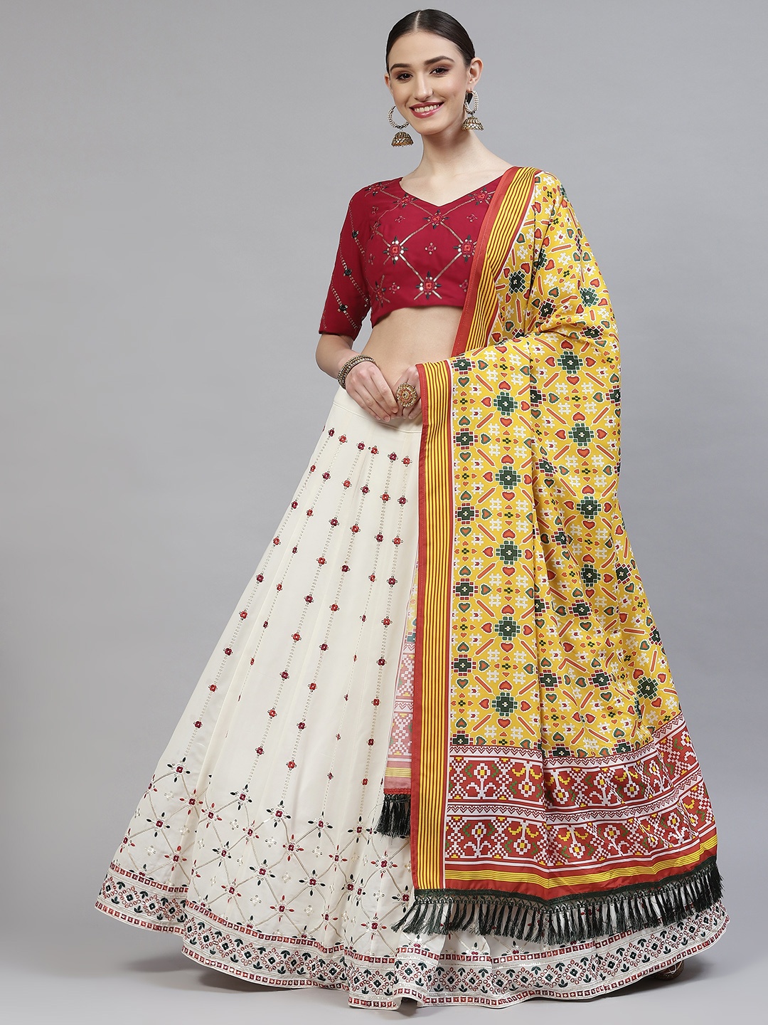 SHUBHKALA White & Red Embroidered Sequinned Semi-Stitched Lehenga & Blouse With Dupatta
SHUBHKALA White & Red Embroidered Sequinned Semi-Stitched Lehenga & Blouse With Dupatta