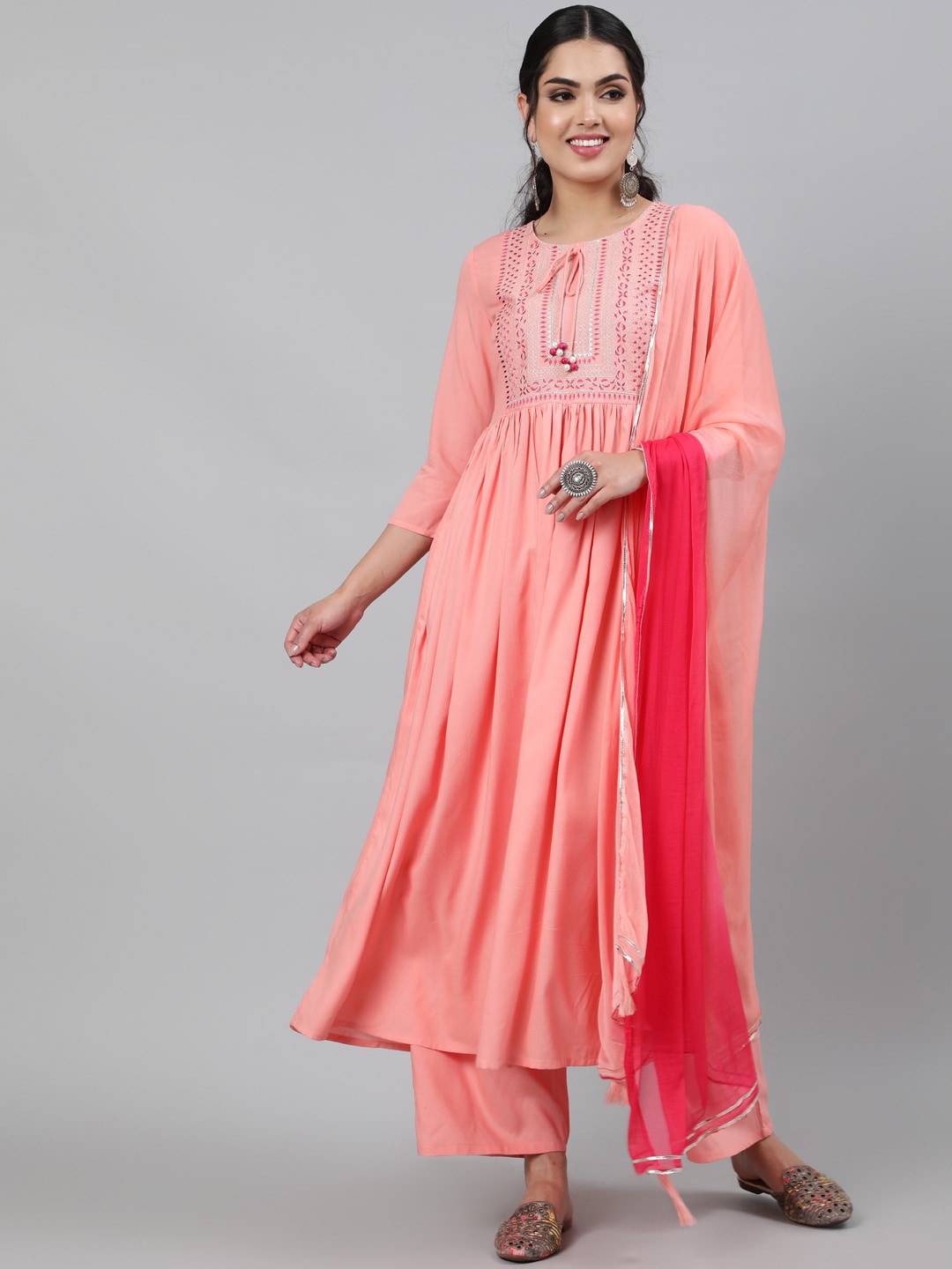 INDIE CLOSET Women Peach-Coloured Ethnic Motifs Embroidered Empire Kurta with Palazzos & With Dupatta
INDIE CLOSET Women Peach-Coloured Ethnic Motifs Embroidered Empire Kurta with Palazzos & With Dupatta