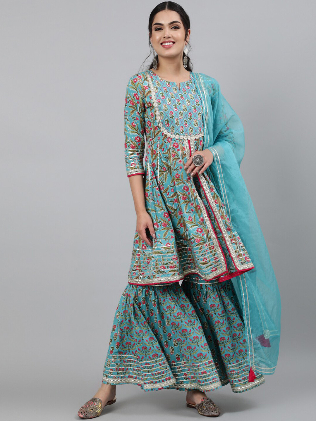 INDIE CLOSET Women Blue Printed Gotta Patti Pure Cotton Kurta with Sharara & Dupatta Set
INDIE CLOSET Women Blue Printed Gotta Patti Pure Cotton Kurta with Sharara & Dupatta Set