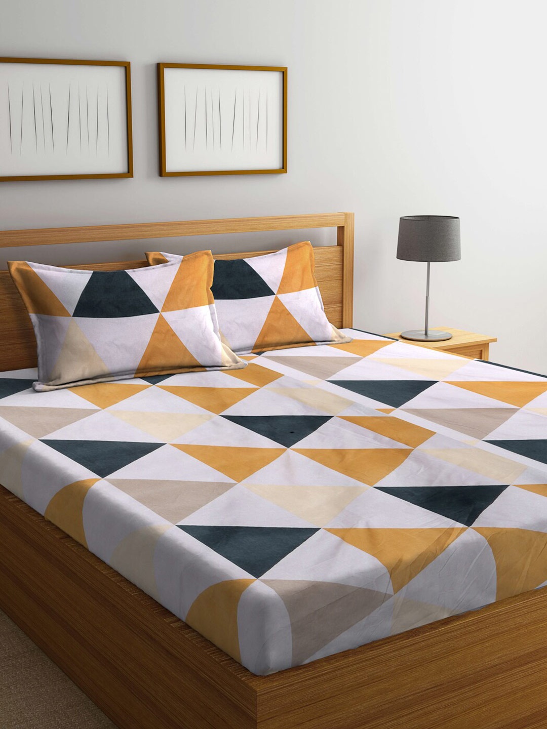 KLOTTHE White & Yellow Geometric 300 TC Super King Double Bedsheet With 2 Pillow Covers
KLOTTHE White & Yellow Geometric 300 TC Super King Double Bedsheet With 2 Pillow Covers