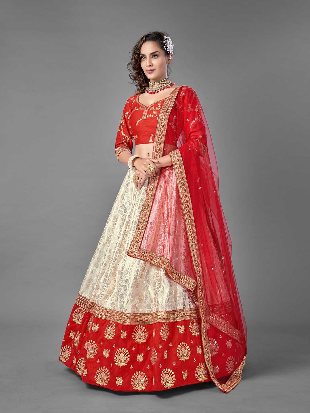 Fusionic Red & Gold-Toned Embroidered Thread Work Semi-Stitched Lehenga & Unstitched Blouse With Dupatta
Fusionic Red & Gold-Toned Embroidered Thread Work Semi-Stitched Lehenga & Unstitched Blouse With Dupatta