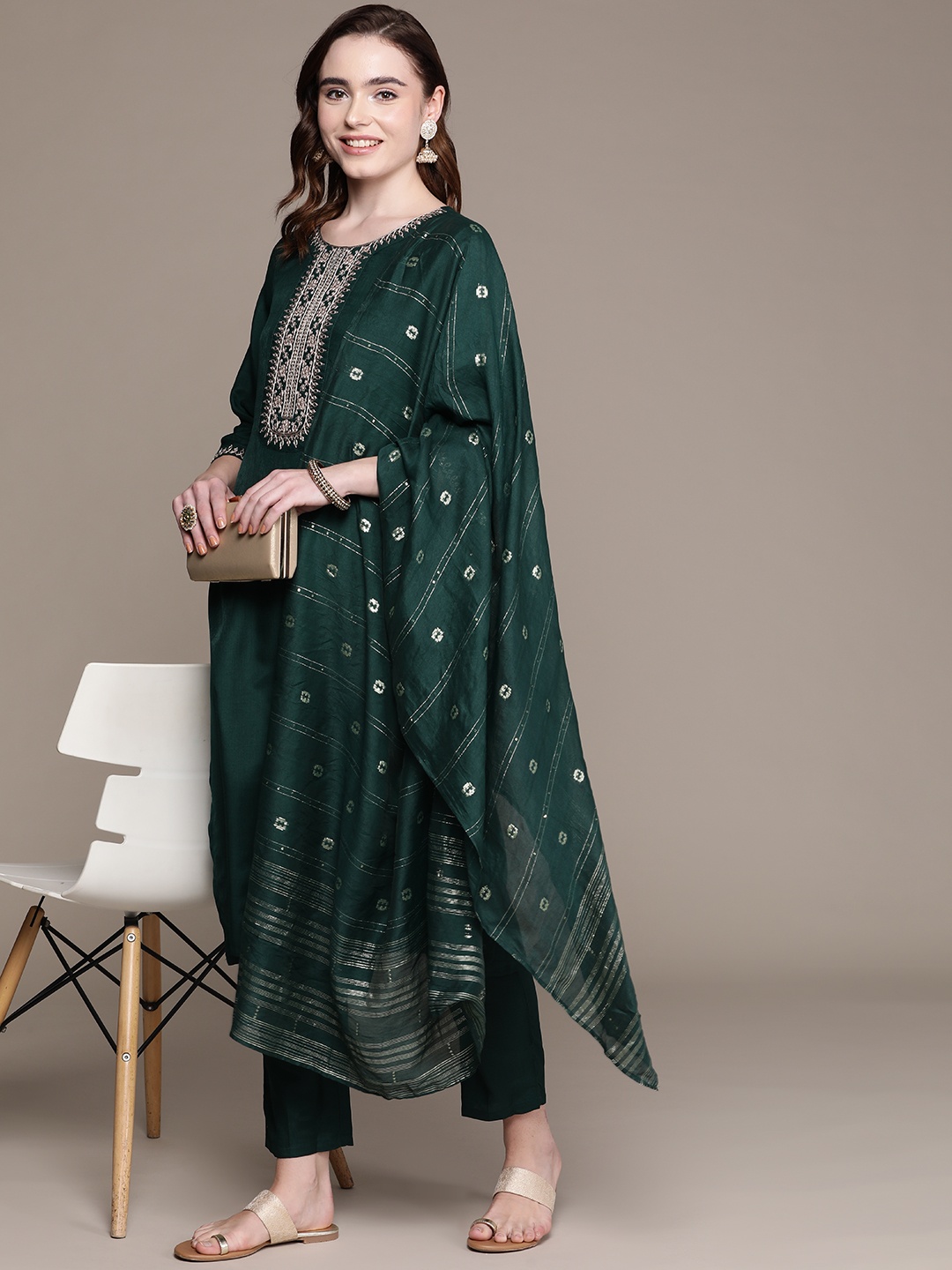 Anubhutee Women Green Ethnic Motifs Embroidered Thread Work Kurta with Trousers & With Dupatta
Anubhutee Women Green Ethnic Motifs Embroidered Thread Work Kurta with Trousers & With Dupatta