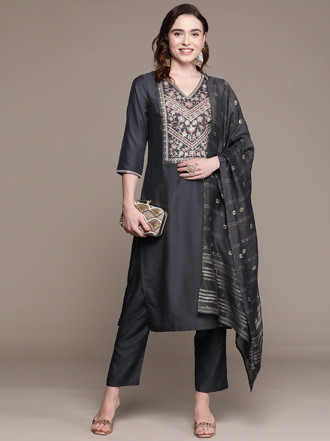 Anubhutee Women Charcoal Grey Ethnic Motifs Zari Embroidered Kurta with Trousers & Dupatta
Anubhutee Women Charcoal Grey Ethnic Motifs Zari Embroidered Kurta with Trousers & Dupatta