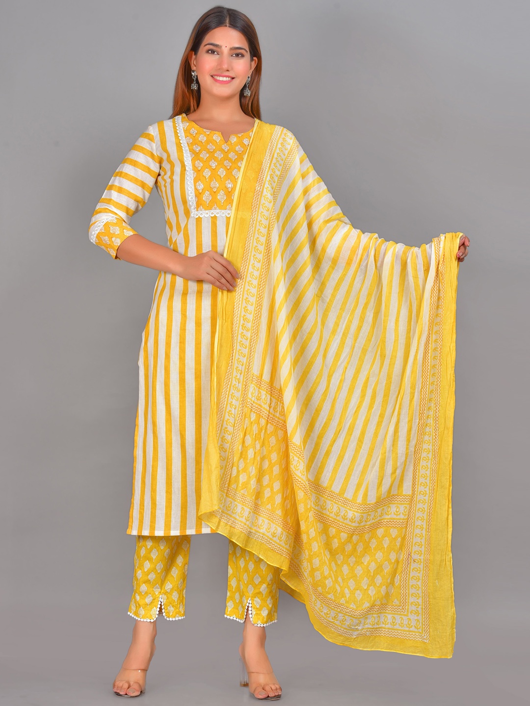 Senyora Women Yellow Ethnic Motifs Printed Pure Cotton Kurta with Trousers & With Dupatta
Senyora Women Yellow Ethnic Motifs Printed Pure Cotton Kurta with Trousers & With Dupatta