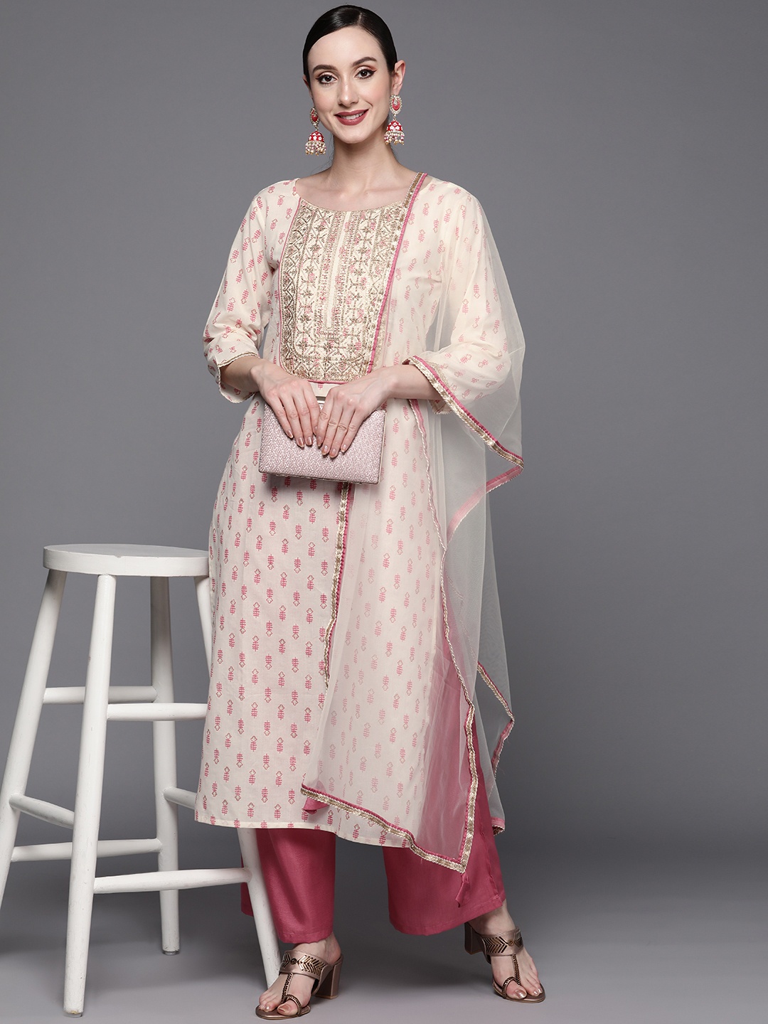 Indo Era Women Off White Floral Yoke Design Sequinned Pure Cotton Kurta with Palazzos & With Dupatta
Indo Era Women Off White Floral Yoke Design Sequinned Pure Cotton Kurta with Palazzos & With Dupatta