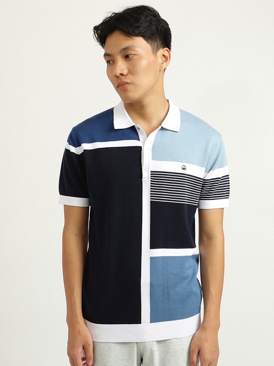 United Colors of Benetton Men Black & White Colourblocked Polo Collar Cotton T-shirt
United Colors of Benetton Men Black & White Colourblocked Polo Collar Cotton T-shirt