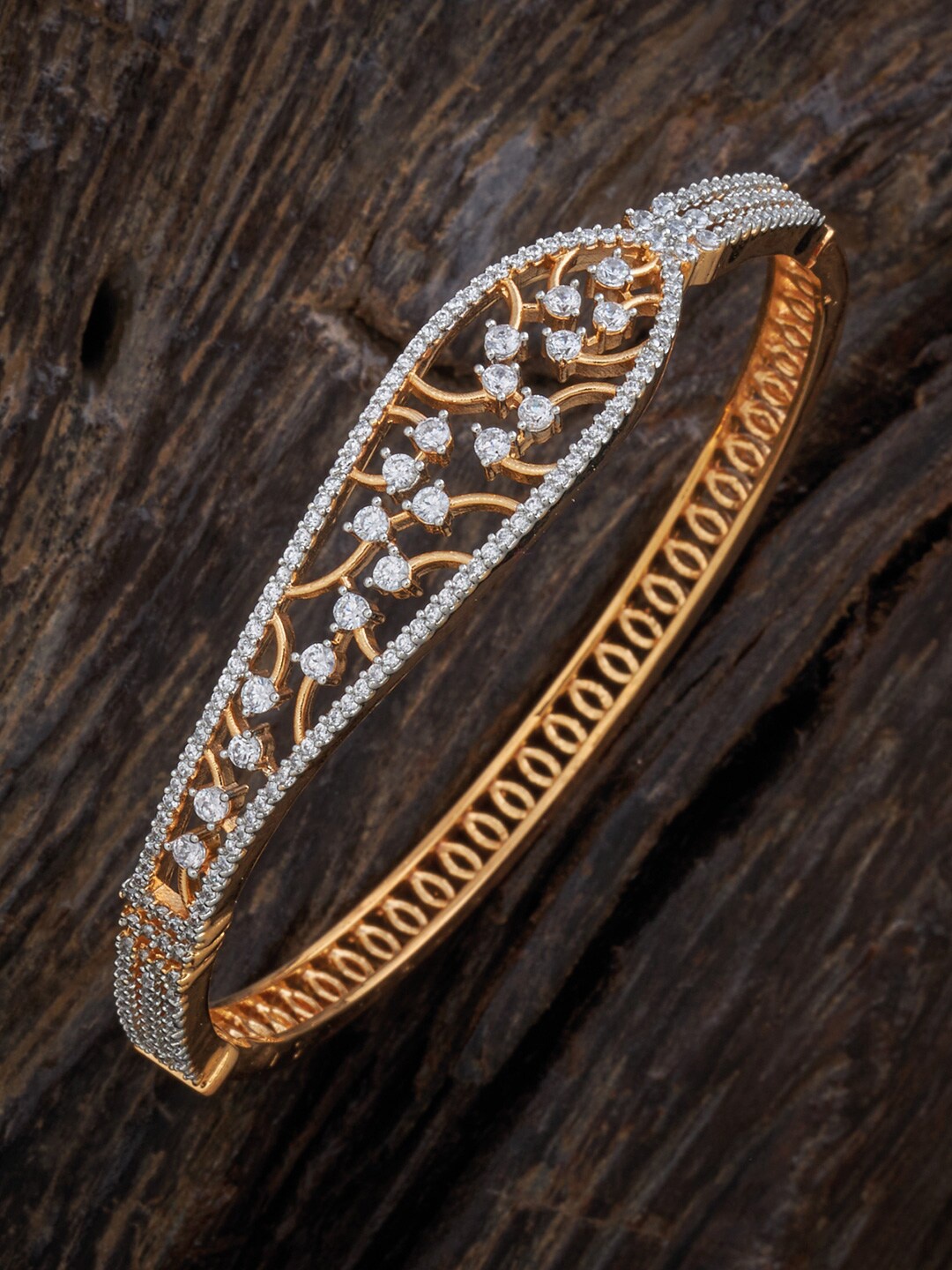 Kushal's Fashion Jewellery Women Gold-Toned & White Cubic Zirconia Gold-Plated Kada Bracelet
Kushal's Fashion Jewellery Women Gold-Toned & White Cubic Zirconia Gold-Plated Kada Bracelet