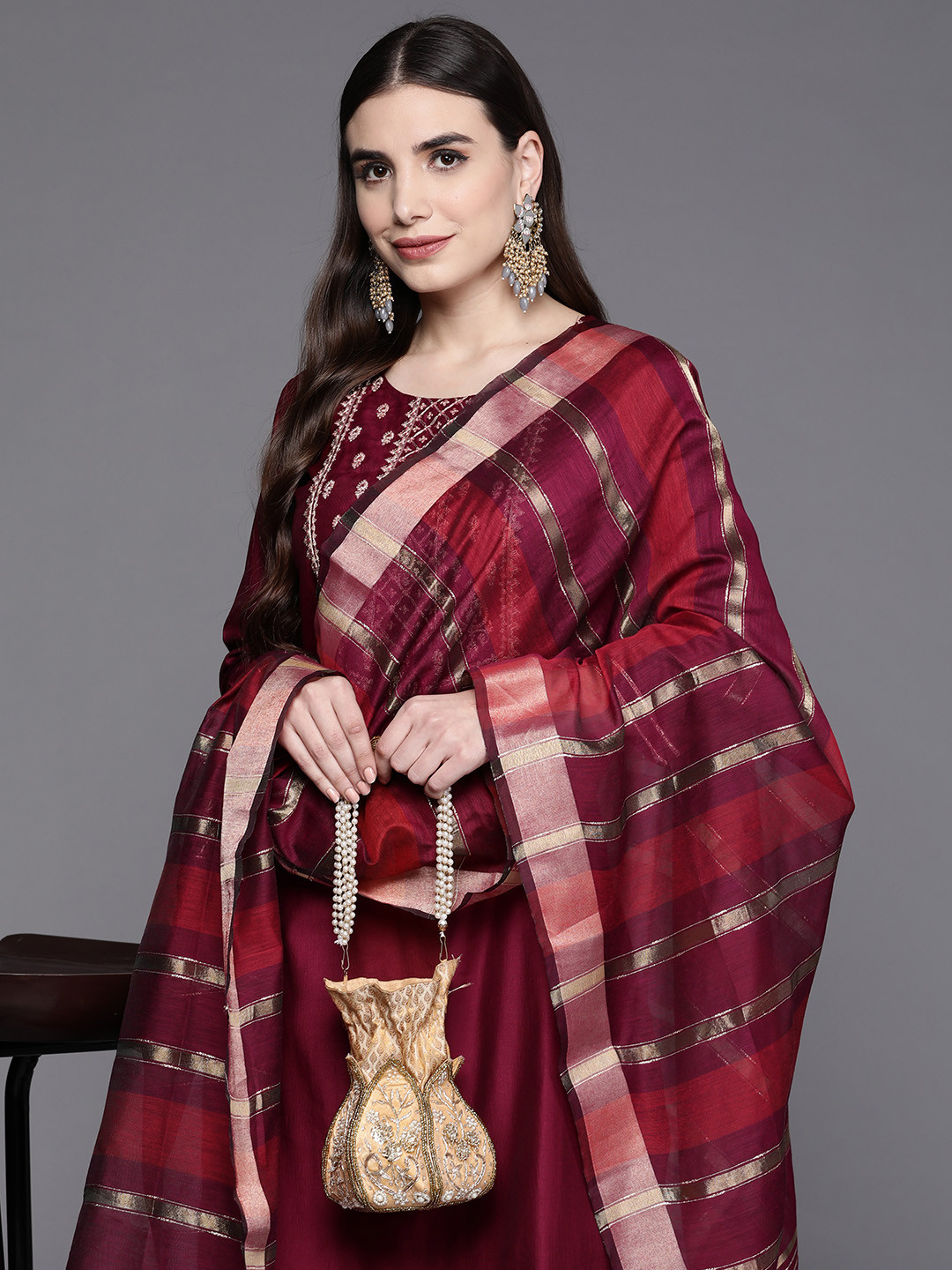 Indo Era Women Burgundy & Golden Ethnic Motifs Embroidered Kurta with Trousers & Dupatta
Indo Era Women Burgundy & Golden Ethnic Motifs Embroidered Kurta with Trousers & Dupatta