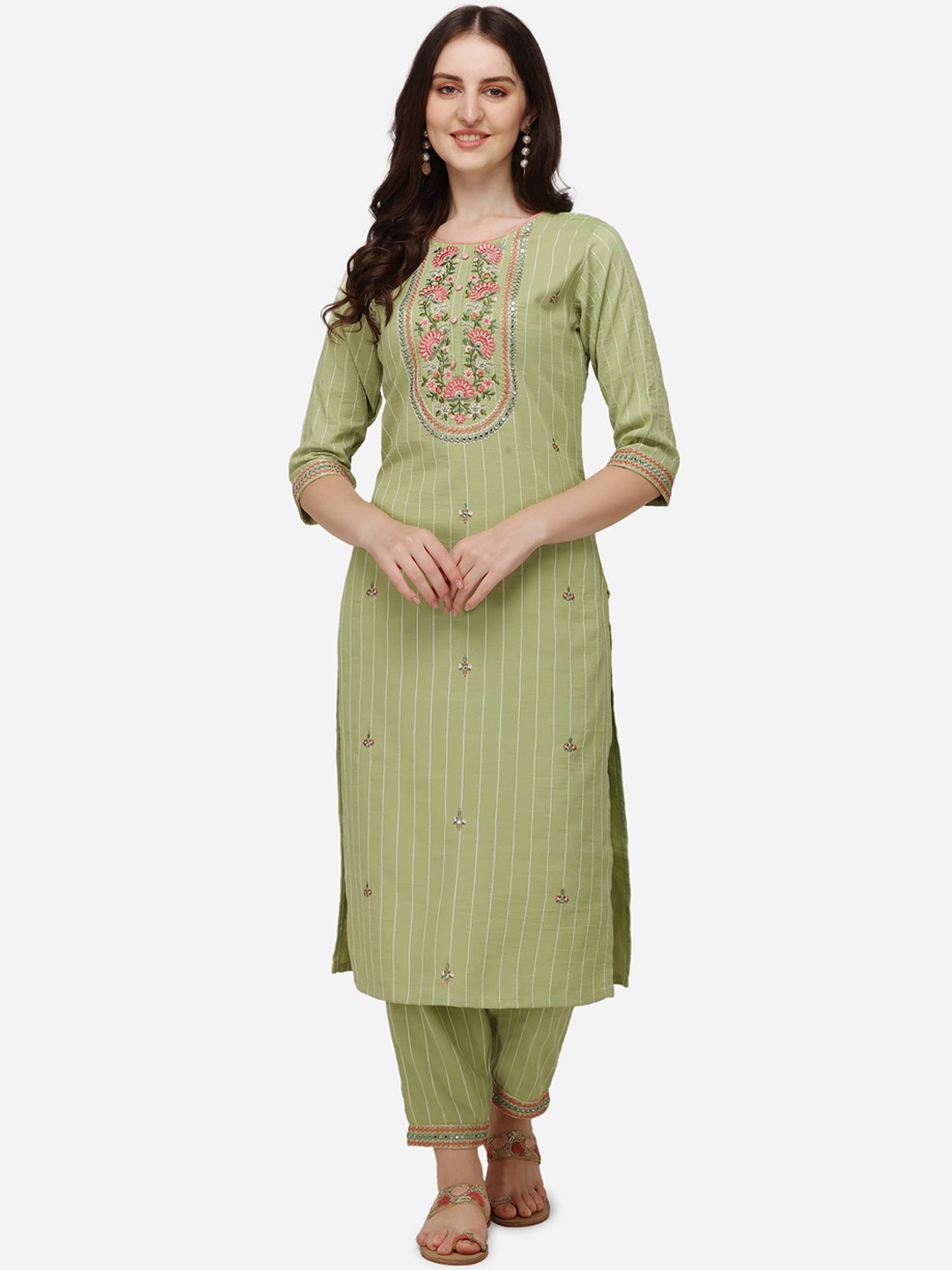 Berrylicious Women Green Floral Embroidered Thread Work Pure Cotton Kurta with Trousers & With Dupatta
Berrylicious Women Green Floral Embroidered Thread Work Pure Cotton Kurta with Trousers & With Dupatta