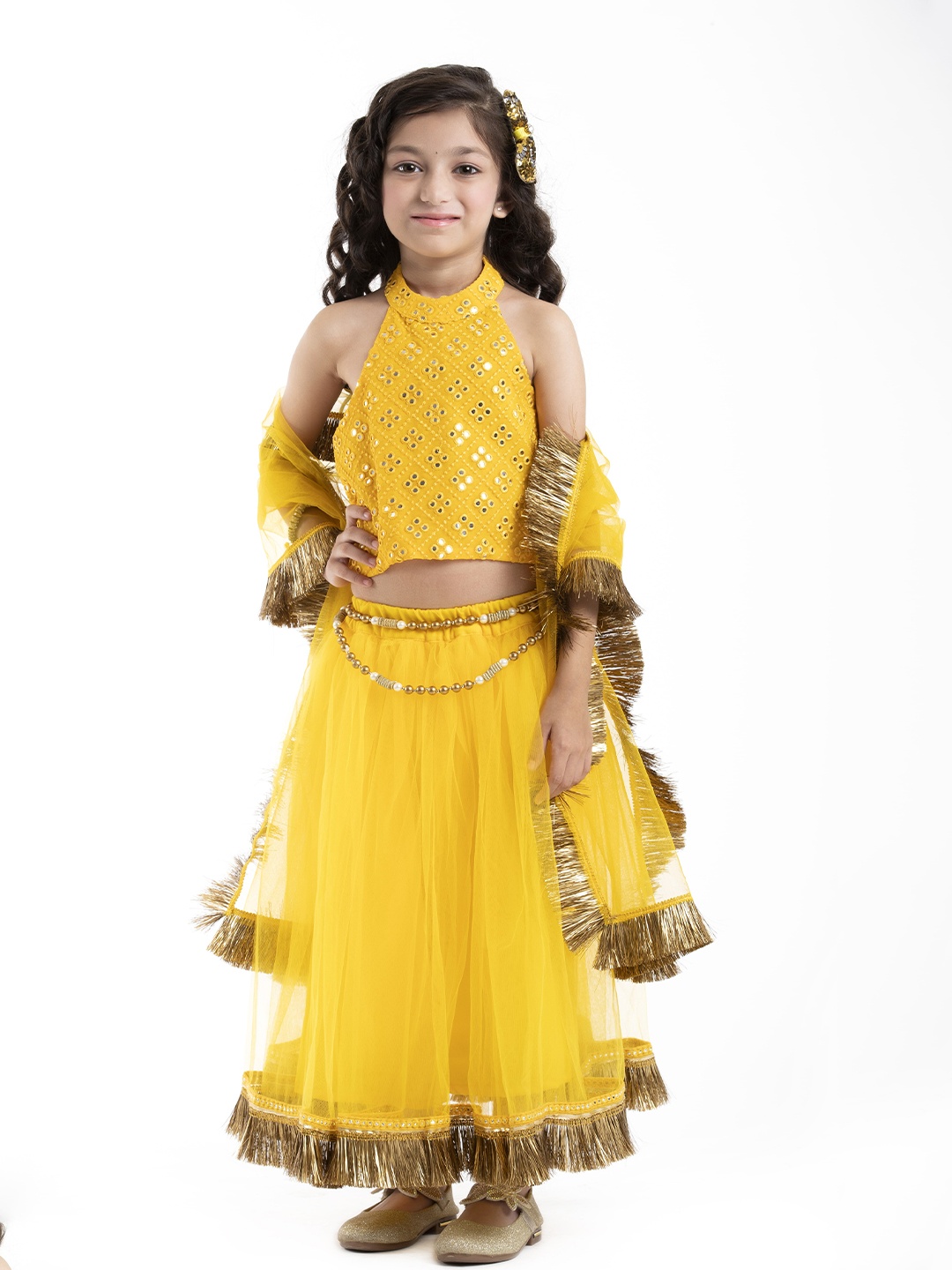 BYB PREMIUM Girls Yellow & Gold-Toned Embellished Ready to Wear Lehenga & Blouse With Dupatta
BYB PREMIUM Girls Yellow & Gold-Toned Embellished Ready to Wear Lehenga & Blouse With Dupatta
